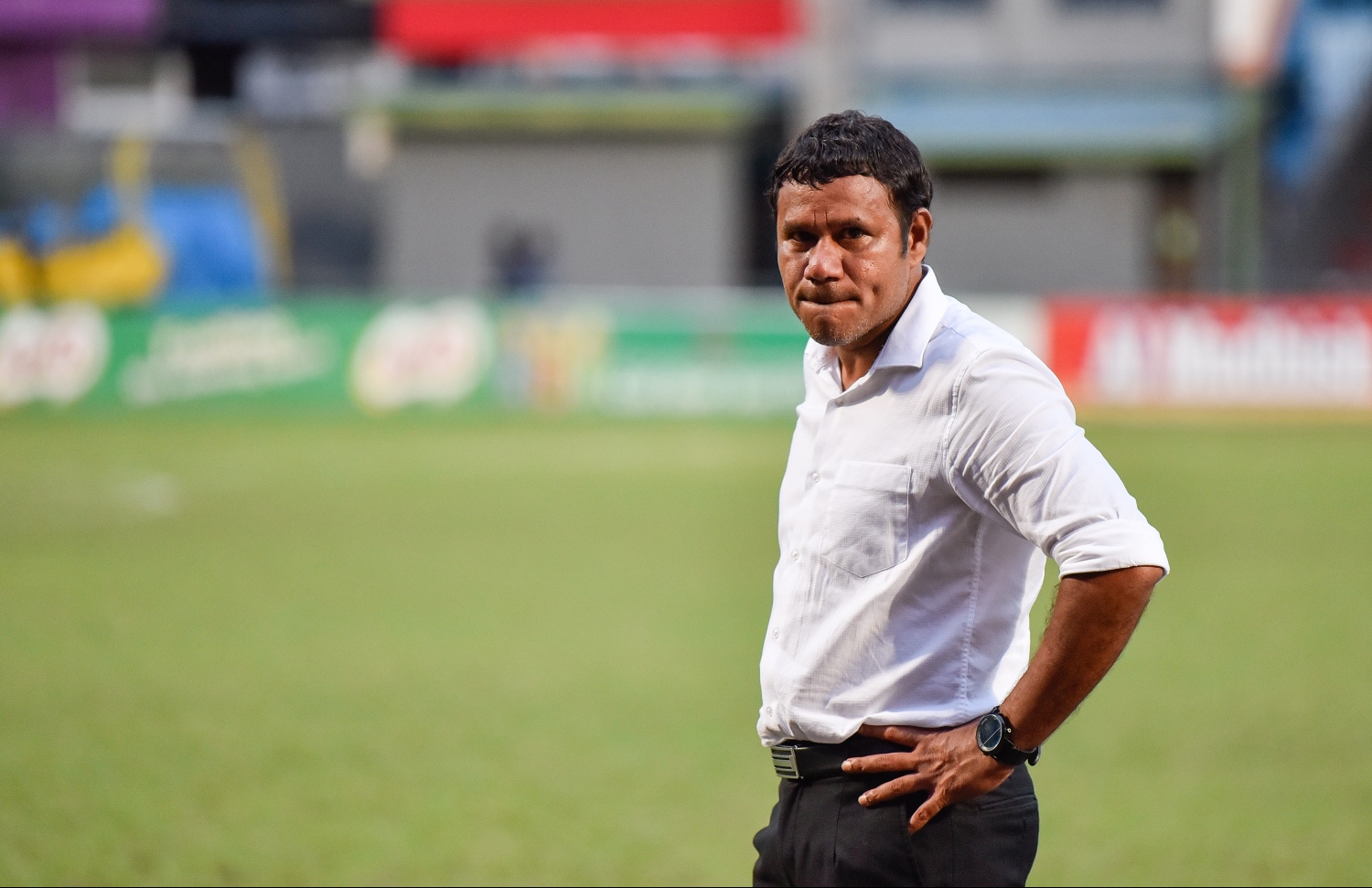 މެޗެއްގެ ތެރެއިން ދަ ގްރާންޑޭގެ ކޯޗު އިންމަ.-- ފޮޓޯ: ނިޝާން އަލީ/ މިހާރު