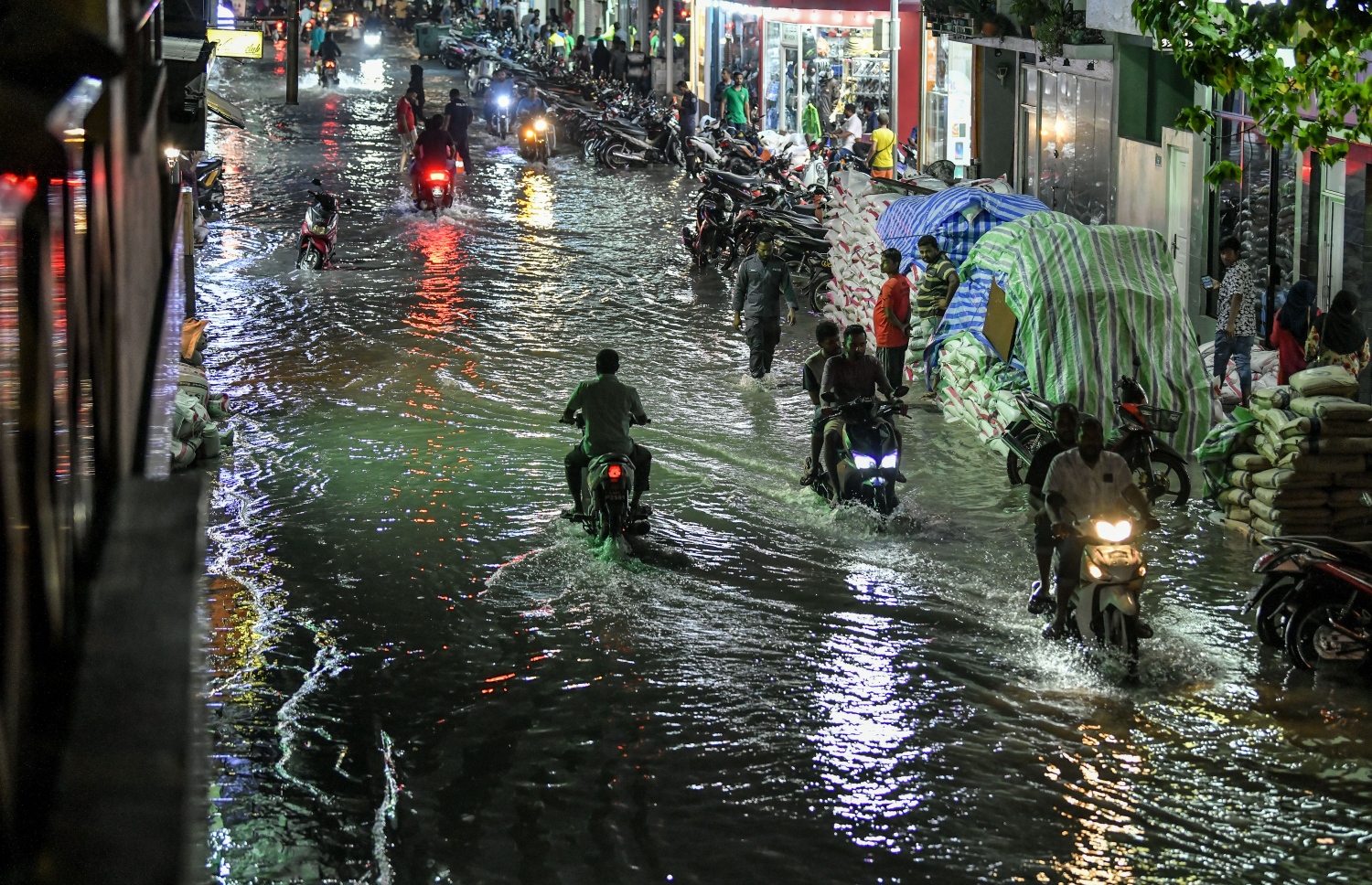 މިދިޔަ ޑިސެމްބަރު މަހު ކުރި ވިއްސާރައިގައި މާލޭގައި ފެންބޮޑުވެފައި- ފޮޓޯ: ނިޝާން އަލީ/ މިހާރު