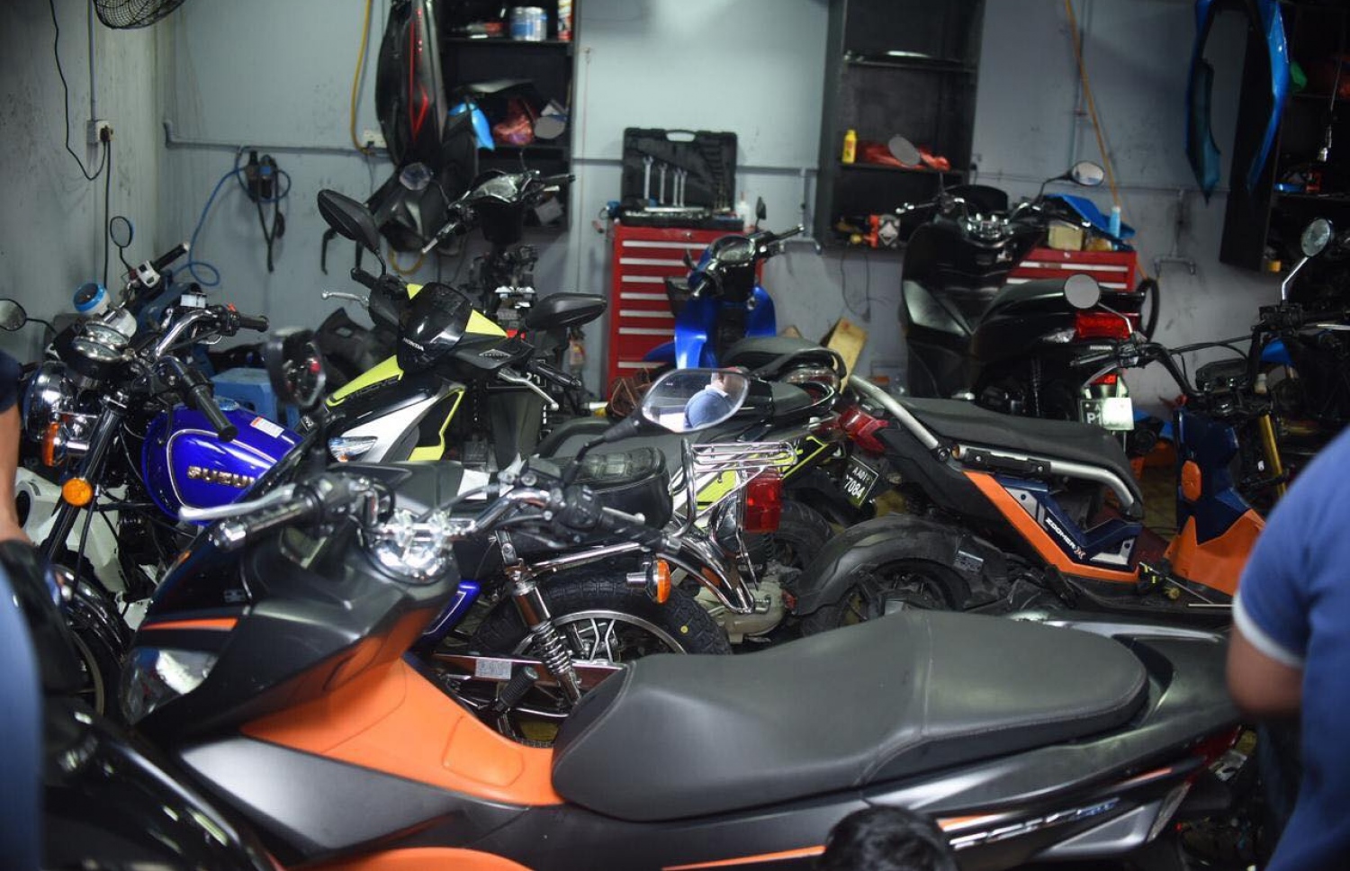 ސާވިސް ކުރުމަށް ބެހެއްޓިފައި ހުރި ގިނަ އަދަދެއްގެ ސައިކަލް-ފޮޓޯ:އަހުމަދު ނިޝާތު