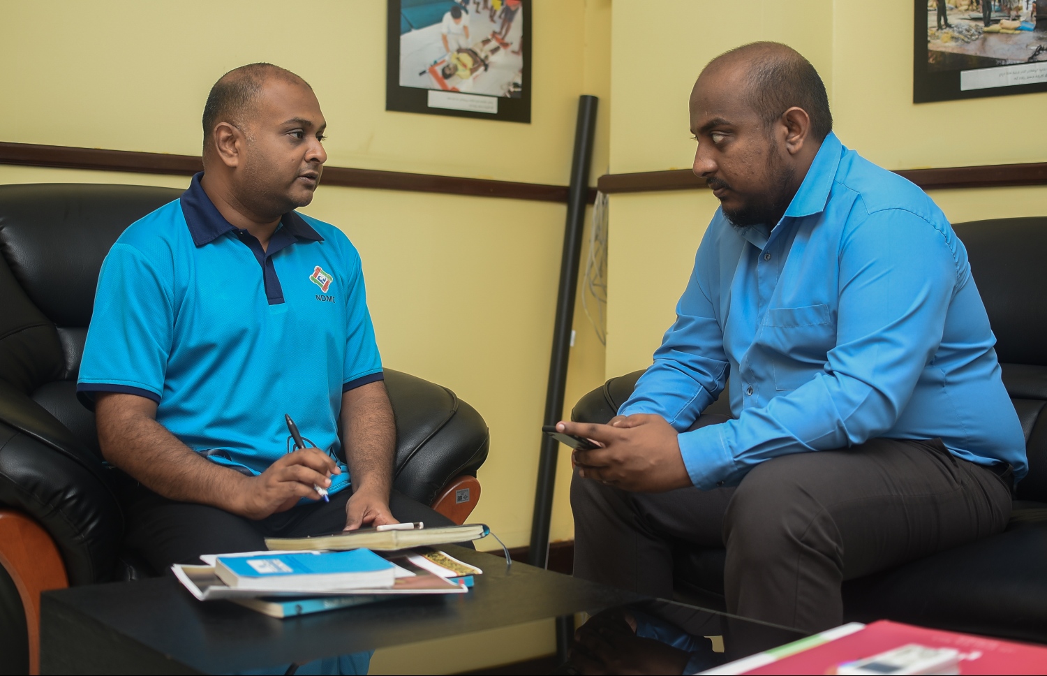 ހިސާން "މިހާރު" އަށް އިންޓަވިއު ދެއްވަނީ-- ފޮޓޯ: އަހުމަދު ނަޝާތު/މިހާރު