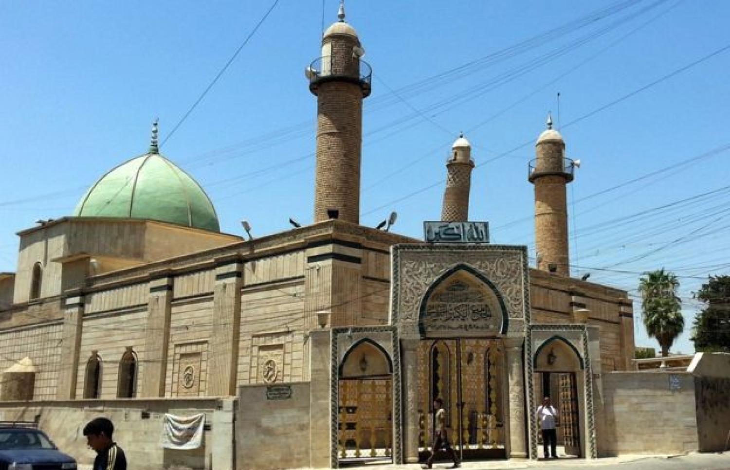 ނޫރީ މިސްކިތުގެ މަޝްހޫރު މުންނާރު އަރިއަޅާލާފައި. --ފޮޓޯ:އީޕީއޭ