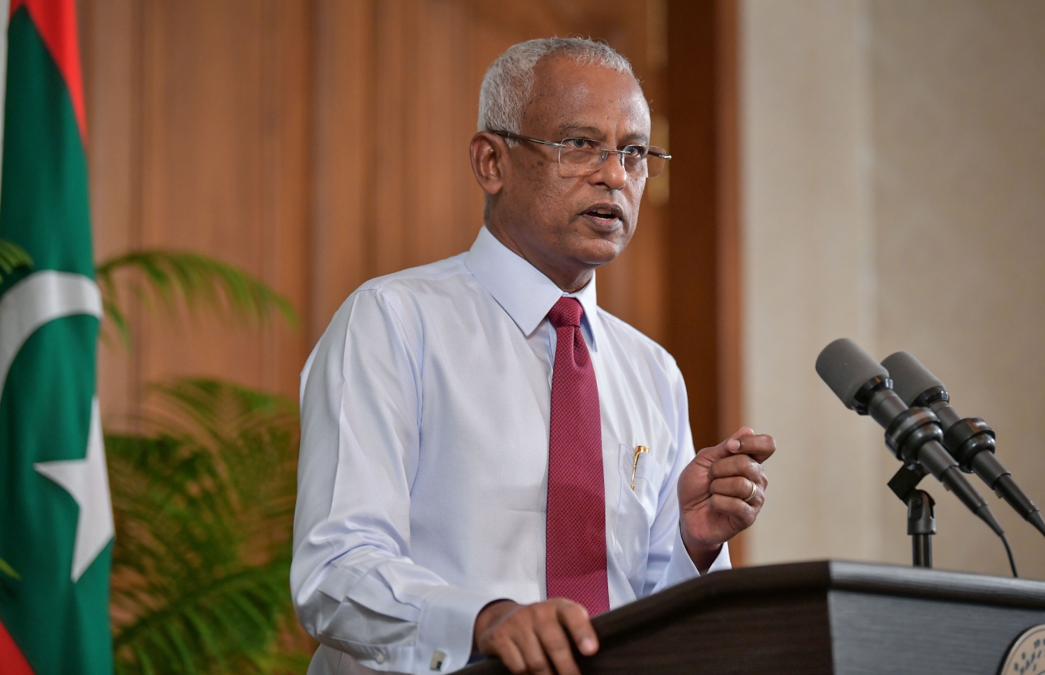 މިއަދުގެ ނިއުސް ބްރީފިންގައި ރައީސް އިބްރާހިމް މުހައްމަދު ސޯލިހް ވާހަކަފުޅު ދައްކަވަނީ.---ފޮޓޯ: ނިޝާން އަލީ/މިހާރު