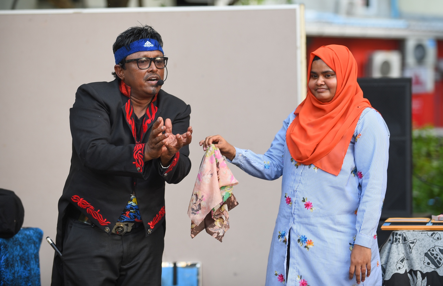 މާލެ: ޑިސެމްބަރު 28، 2018- ޒުވާނުންގެ ހުނަރާއި ވިޔަފާރީގެ ހަރަކާތްތައް އެކުލެވޭ "ހަފްތާ ރެސް" ފެށުމުގެ ތެރެއިން،----ފޮޓޯ: އަހުމަދު ނިޝާތު/މިހާރު