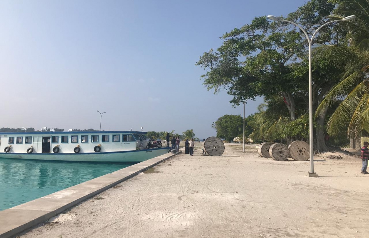 ހއ. އަތޮޅު ފެރީ ތަކަންދޫ ބަނދަރުގައ: ރަނގަޅު ފެރީގެ ނިޒާމަކުން ދެ ރަށް ގުޅުވާލެވިދާނެ - ފޮޓޯ: މިހާރު