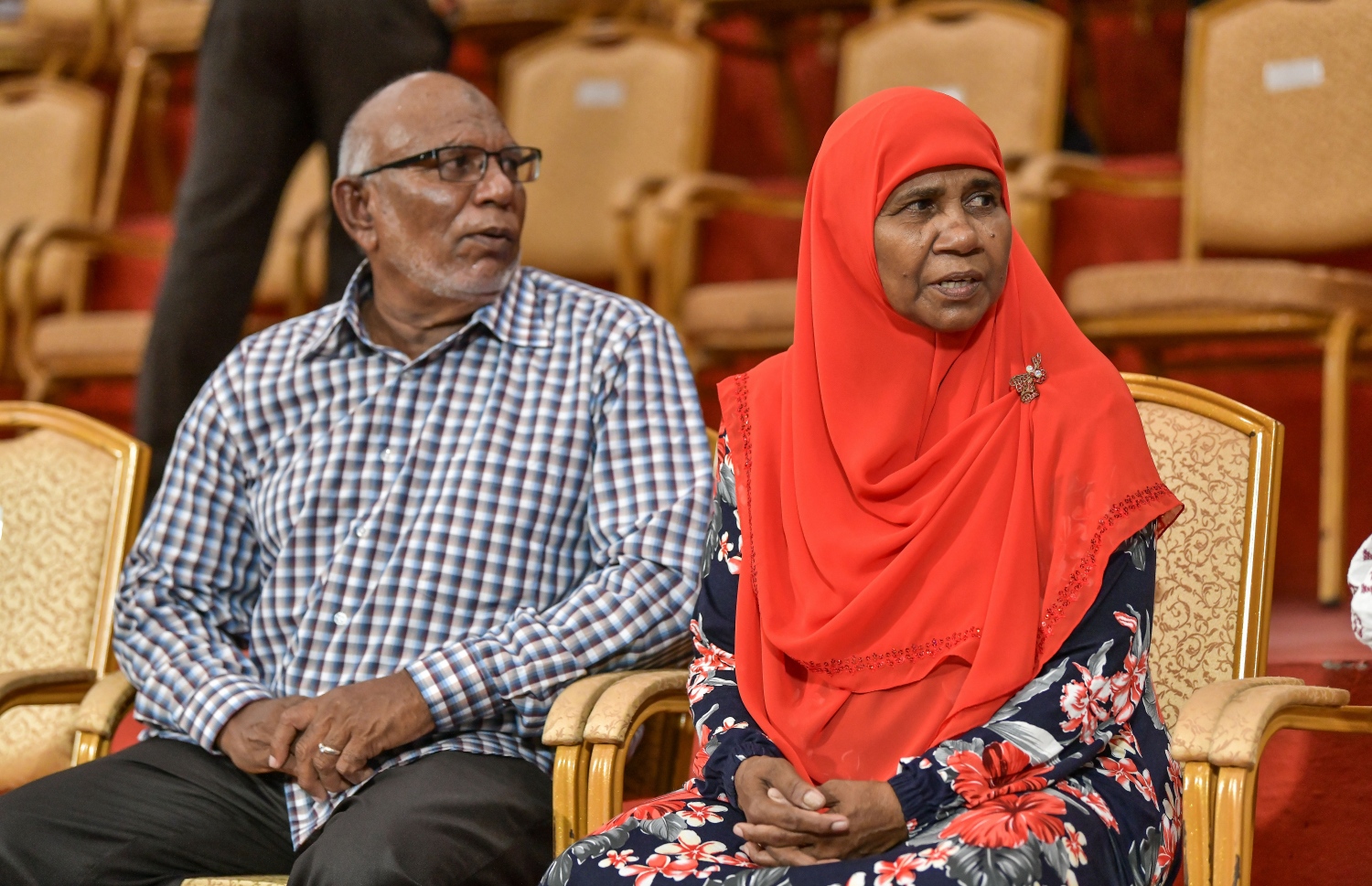 30 ޑިސެމްބަރު 2018: ރާއްޖޭގައި އުފެދުނު އެންމެ މޮޅު ގޯލްކީޕަރު އިމްރާން މުހައްމަދު (އިއްމަ) ގައުމީ ފުޓްބޯޅަ ޓީމަށް ކުޅުން ހުއްޓާލުން ފާހަގަކުރުމުގެ ގޮތުން ކުޅުނު ހާއްސަ ފުޓުބޯޅަ މެޗުގެ ތެރެއިން.---ފޮޓޯ: ނިޝާން އަލީ/މިހާރު