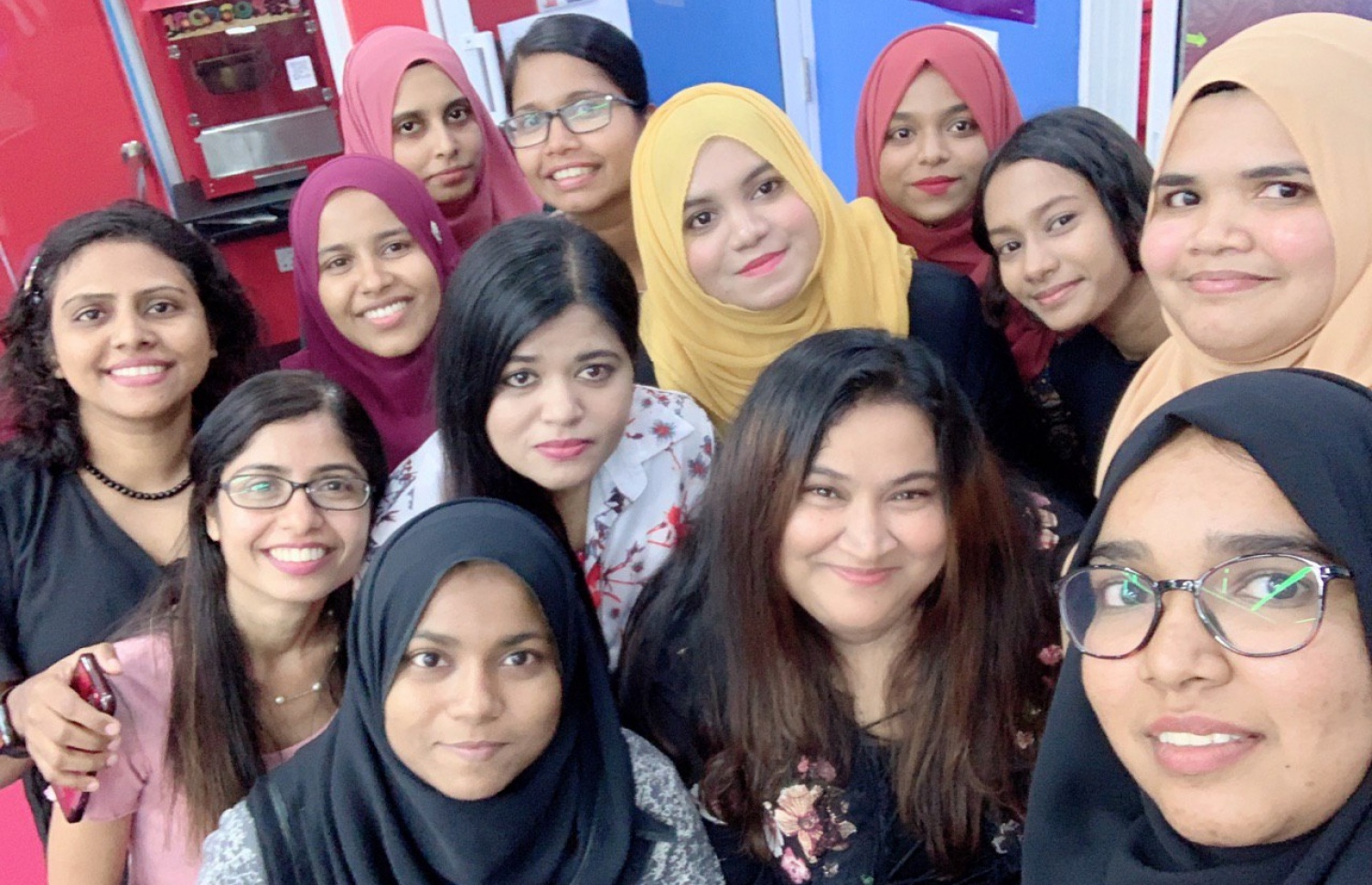 ވިމެން އިން ޓެކްއެމްވީގެ ބައެއް މެމްބަރުން