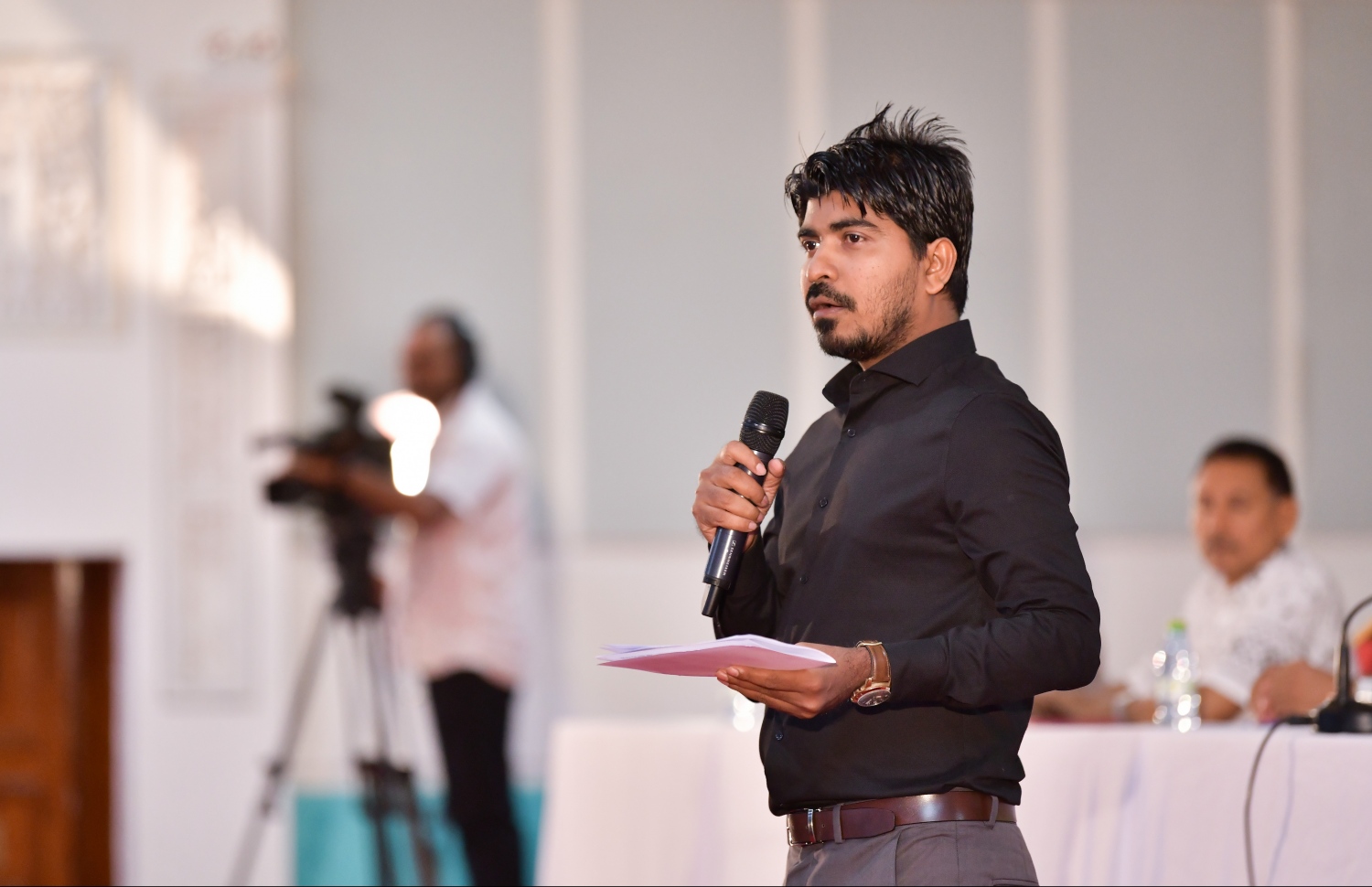 މާލެ: ޖެނުއަރީ 8، 2019- މާލެ-ހުޅުލެ އަދި ހުޅުމާލެ އަށް ޓެކްސީތަކުން ކުރާ ދަތުރުތަކަށް ނަގާ ފީ އާ ގުޅޭ ގޮތުން ޓެކްސީ ޑްރައިވަރުންނާއި އާންމުންގެ ޚިޔާލު ހޯދުމަށް ޓްރާންސްޕޯޓް މިނިސްޓްރީން ބޭއްވި ފޯރަމް ހުށަހަޅައި ދެނީ.---ފޮޓޯ: ހުސައިން ވަހީދު/މިހާރު