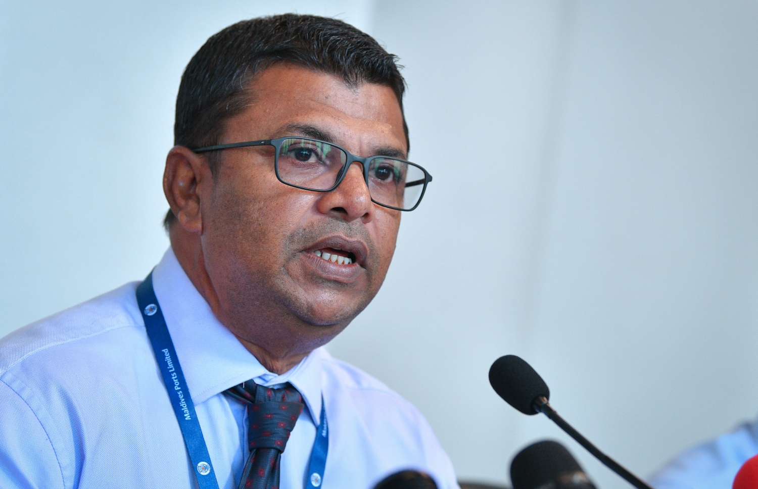 އެމްޕީއެލްގެ މެނޭޖިން ޑިރެކްޓަ ޝާހިދު އަލީ ނޫސްވެރިންގެ ބައްދަލުވުމުގައި ވާހަކަދައްކަވަނީ