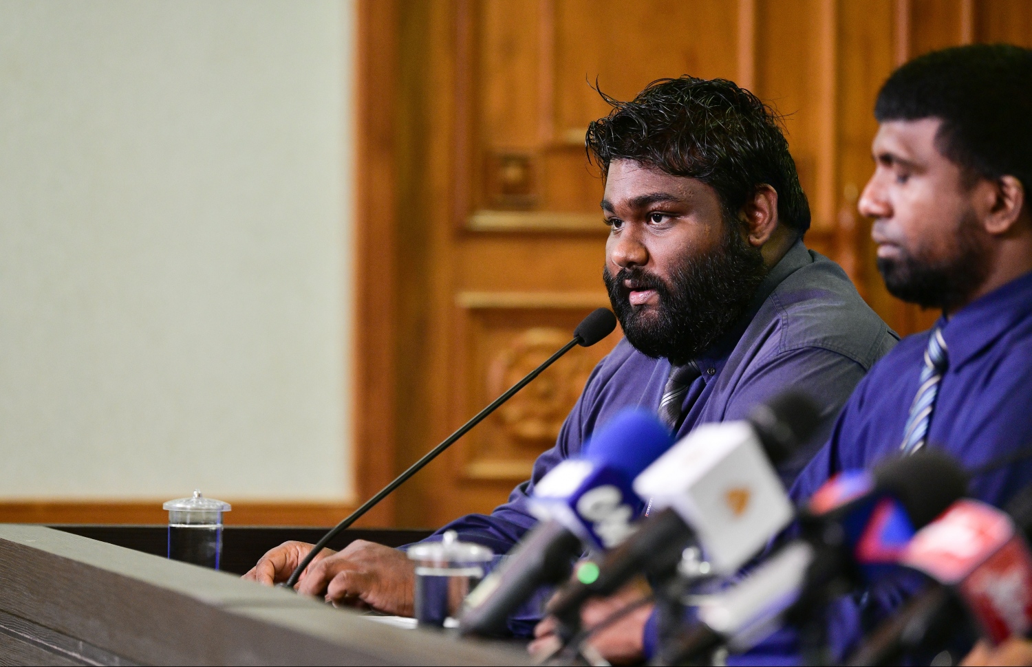 ފޯރަމް އިންތިޒާމް ކުރާ މައީދު ނޫސްވެރިންގެ ބައްދަލުވުމުގައި ވާހަކަ ދައްކަވަނީ-- ފޮޓޯ: ހުސައިން ވަހީދު/މިހާރު