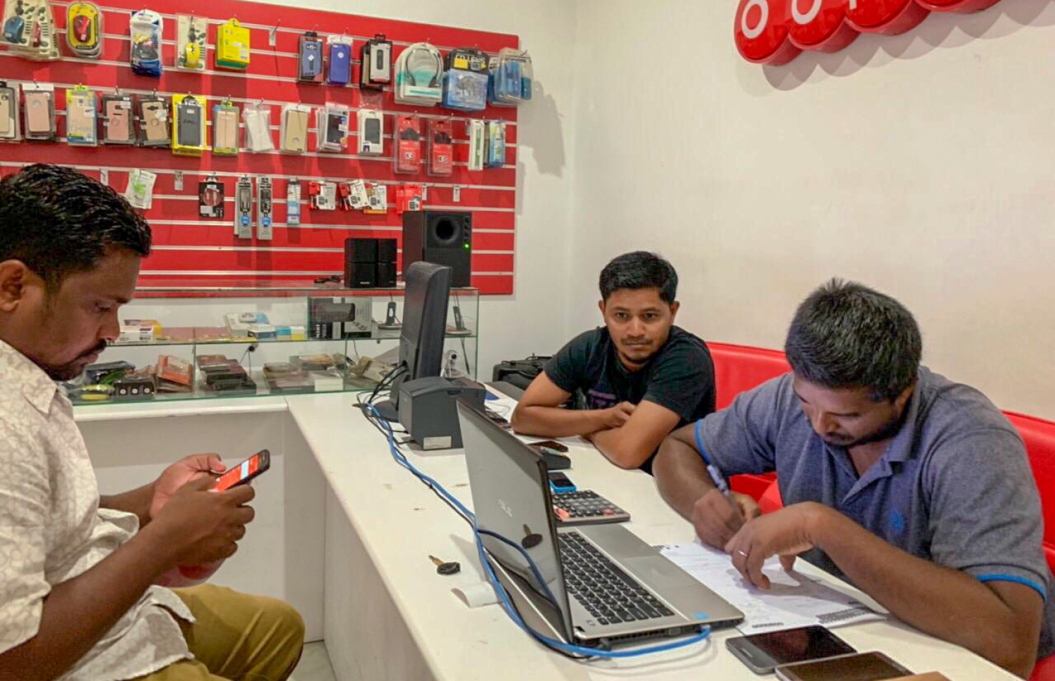 އަތޮޅުތަކުގައި އުރީދޫގެ ގިނަ ޕާޓްނަރު ހަރަކާތްތެރިވޭ