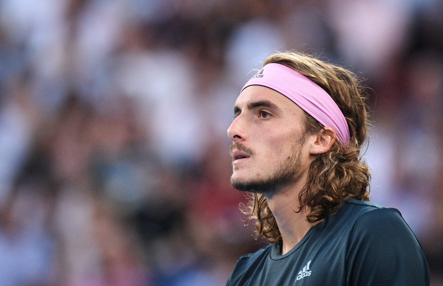 ސިޓްސިޕާސް: އޭނާ އަކީ 2007 ވަނަ އަހަރަށް ފަހު ގްރޭންޑް ސްލޭމް މުބާރާތެއްގެ ސެމީގައި ކުޅުނު އެންމެ ޒުވާން ކުޅުންތެރިއާ.-- ފޮޓޯ: އޭއެފްޕީ