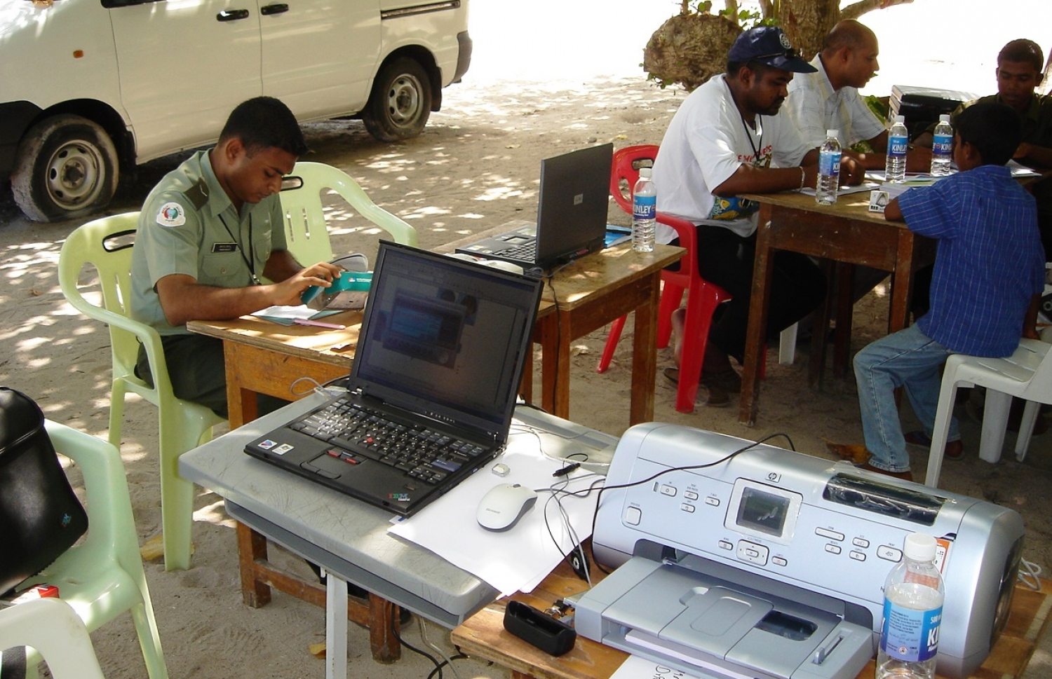 ސުނާމީ އެރި ރަށްރަށެއްގައި މީހުންގެ މައުލޫމާތު ހިސާން އެއްކުރައްވަނީ