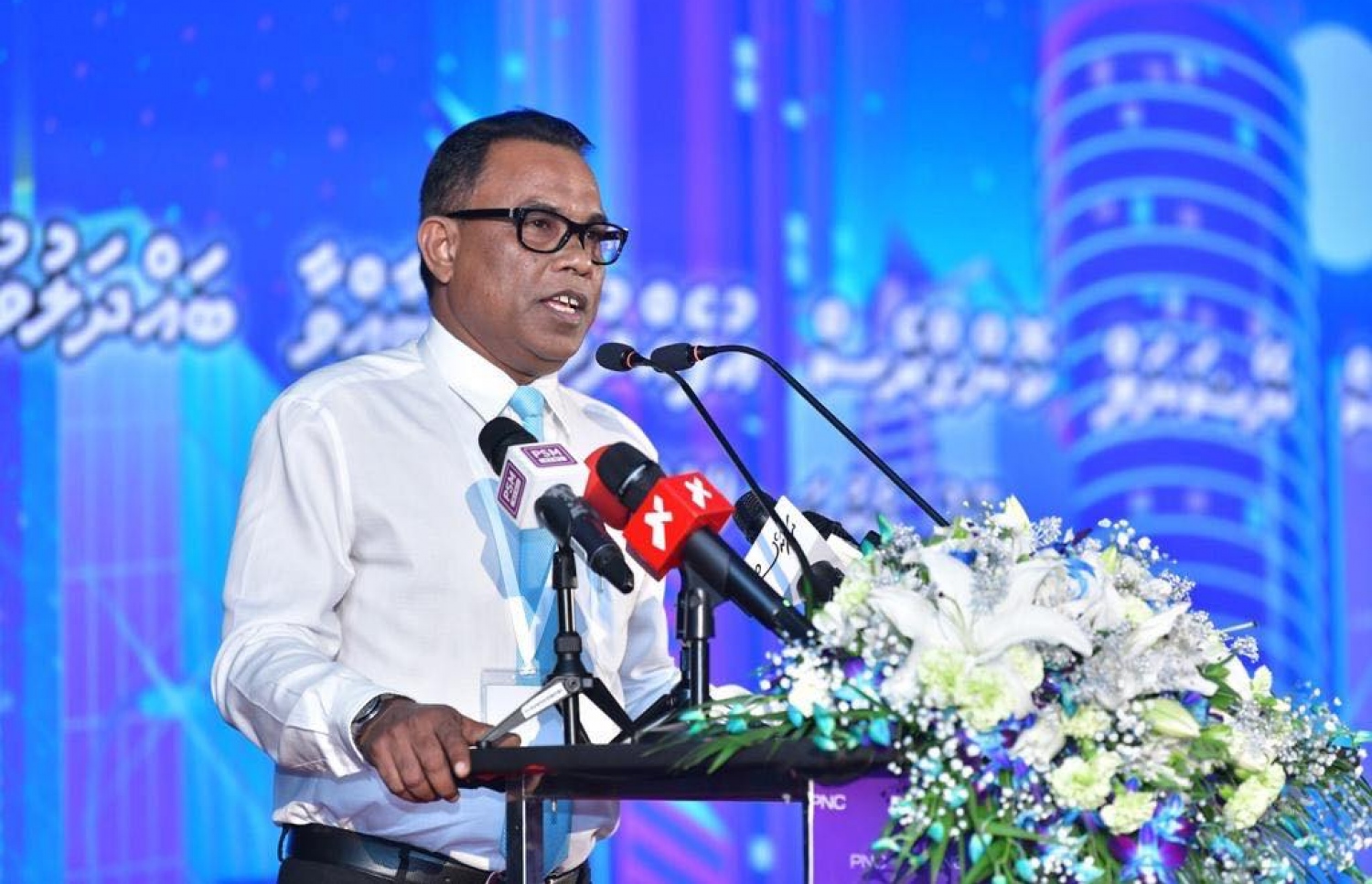 ޕީއެންސީ އުފެއްދުމަށް ދަރުބާރުގޭގައި ބޭއްވި ޖަލްސާގައި އަބްދުއްރަހީމް މިރޭ ވާހަކަދައްކަވަނީ. --- ފޮޓޯ: ނިޝާން އަލީ/ މިހާރު