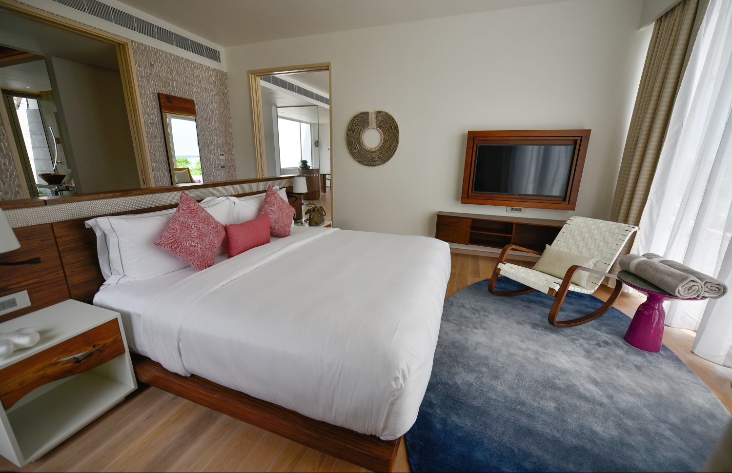 ލަކްސް ނޯތް މާލެ އެޓޯލް ރިސޯޓުގައި 6 ޕެންޓްހައުސް ވަނީ ތަރައްގީ ކުރެވިފައި--ފޮޓޯ:ހުސައިން ވަހީދު/މިހާރު