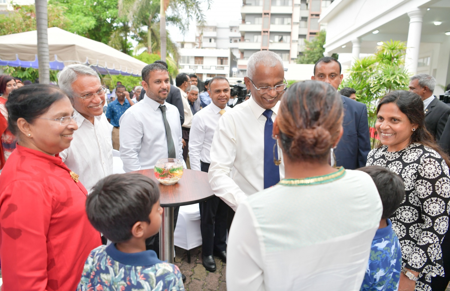 ކޮލަމްބޯ، ފެބްރުއަރީ 3، 2019: ސްރީ ލަންކާގައި އުޅޭ ދިވެހިންނާއި ރައީސް އިބްރާހިމް މުހައްމަދު ސޯލިހް މިއަދު ބައްދަލު ކުރައްވަނީ.  --ފޮޓޯ:ރައީސް އޮފީސް