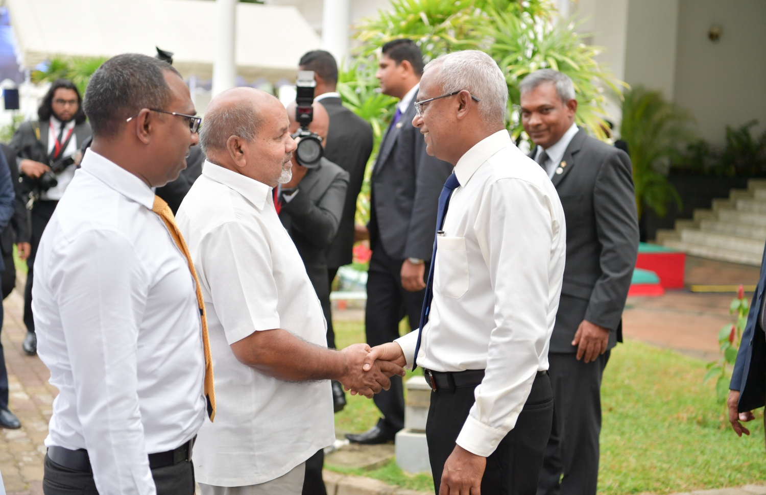 ކޮލަމްބޯ، ފެބްރުއަރީ 3، 2019: ސްރީ ލަންކާގައި ދިރި އުޅޭ ދިވެހިންނާއި ރައީސް އިބްރާހިމް މުހައްމަދު ސޯލިހް މިއަދު ބައްދަލު ކުރައްވަނީ.  --ފޮޓޯ:ރައީސް އޮފީސް