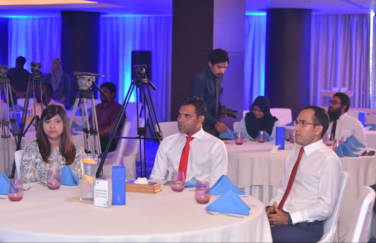 މިއަދުގެ ރަސްމިއްޔާތުގައި ނައިބު ރައީސް ބައިވެރިވެ ވަޑައިގަންނަވަނީ: މި ފެއާ ބާއްވަނީ ކޮމިއުނިކޭޝަން، ސައިންސް އެންޑް ޓެކްނޮލޮޖީ މިނިސްޓްރީއާ ގުޅިގެން --ފޮޓޯ: ހުސައިން ވަހީދު/ މިހާރު