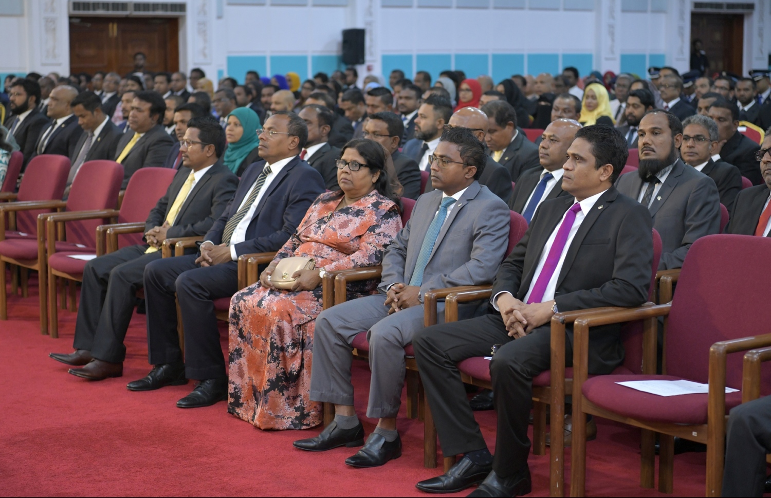 މާލެ: ފެބްރުއަރީ 7، 2019: ރައްޔިތުންގެ މަޖިލިސް ހުޅުވުމުގެ ގޮތުން ދަރުބާރުގޭގައި ބޭއްވި ރަސްމިއްޔާތުގެ ތެރެއިން.---ފޮޓޯ: ރައީސް އޮފީސް