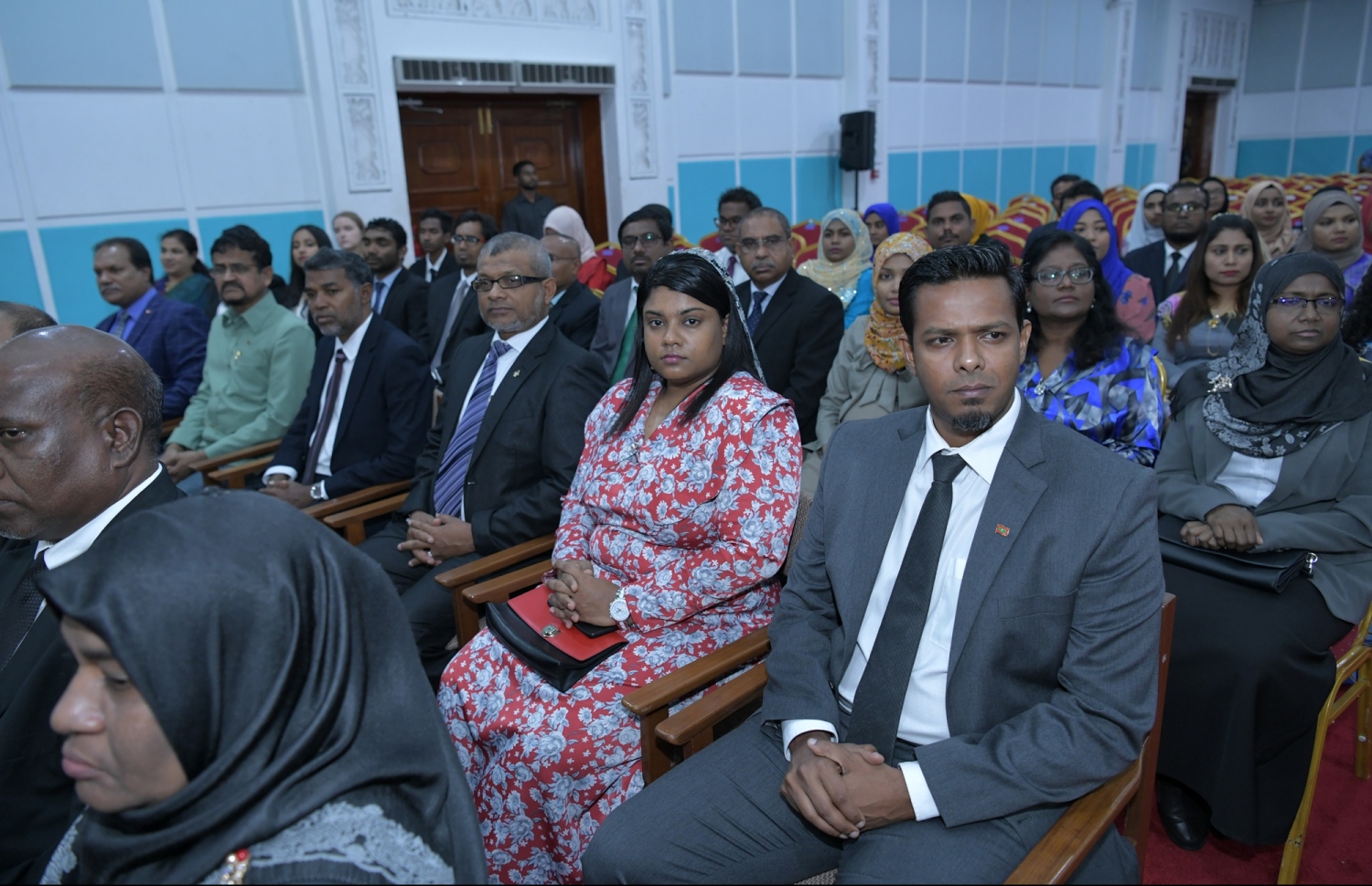 މާލެ: ފެބްރުއަރީ 7، 2019: ރައްޔިތުންގެ މަޖިލިސް ހުޅުވުމުގެ ގޮތުން ދަރުބާރުގޭގައި ބޭއްވި ރަސްމިއްޔާތުގެ ތެރެއިން.---ފޮޓޯ: ރައީސް އޮފީސް