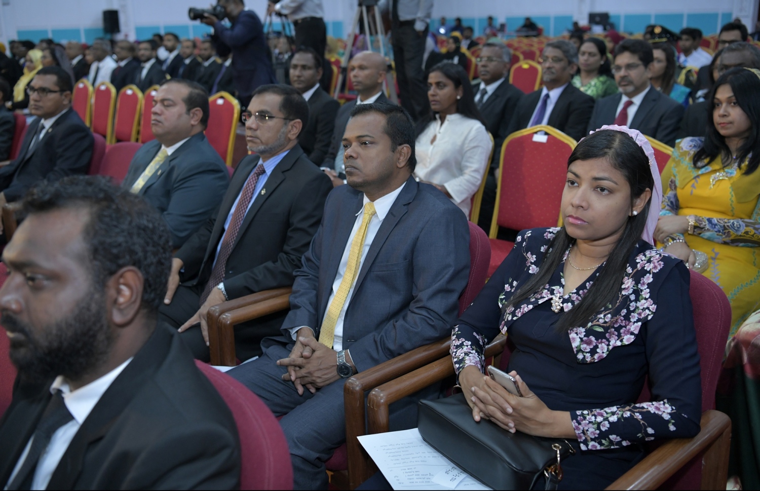 މާލެ: ފެބްރުއަރީ 7، 2019: ރައްޔިތުންގެ މަޖިލިސް ހުޅުވުމުގެ ގޮތުން ދަރުބާރުގޭގައި ބޭއްވި ރަސްމިއްޔާތުގެ ތެރެއިން.---ފޮޓޯ: ރައީސް އޮފީސް