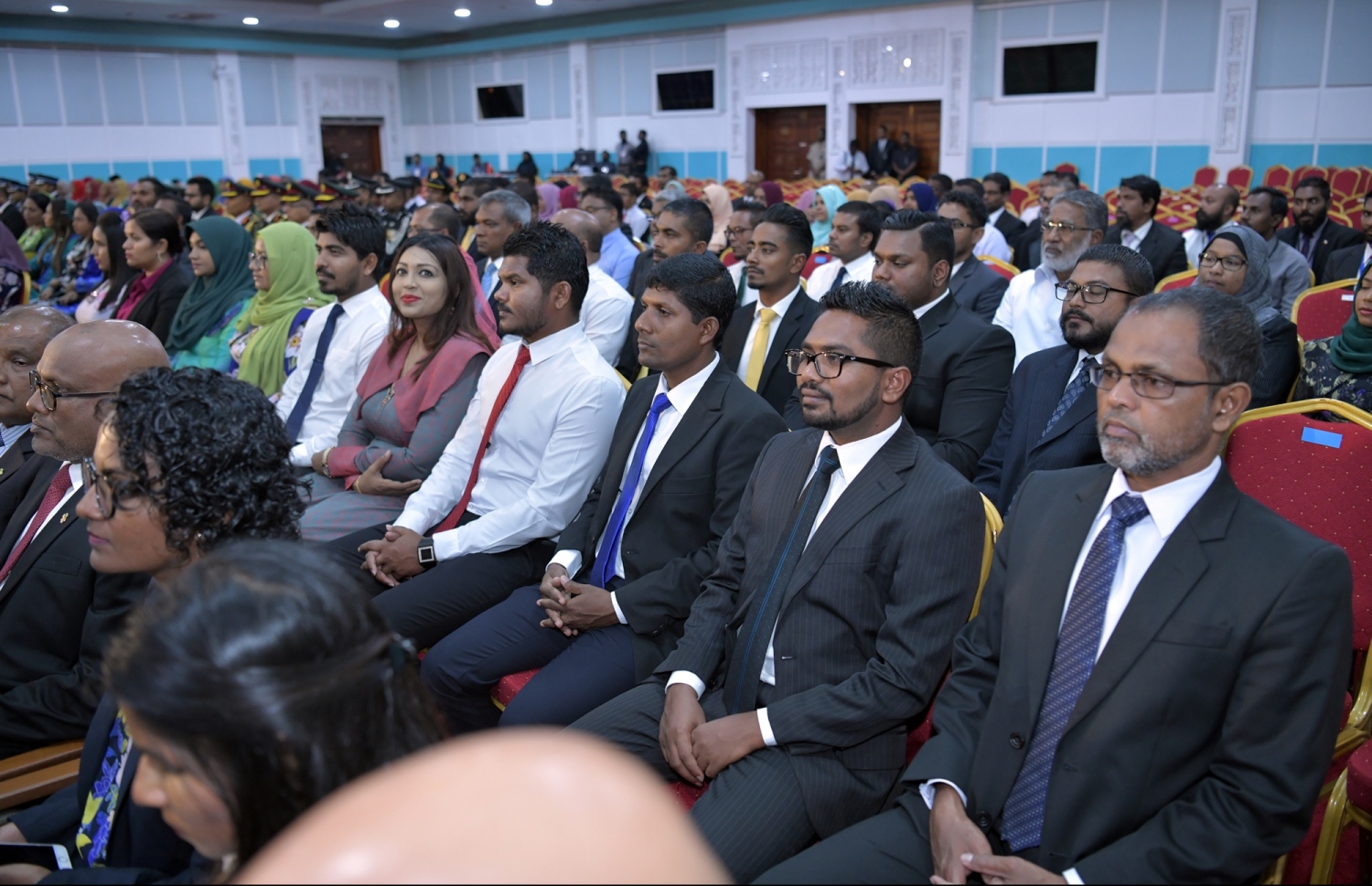 މާލެ: ފެބްރުއަރީ 7، 2019: ރައްޔިތުންގެ މަޖިލިސް ހުޅުވުމުގެ ގޮތުން ދަރުބާރުގޭގައި ބޭއްވި ރަސްމިއްޔާތުގެ ތެރެއިން.---ފޮޓޯ: ރައީސް އޮފީސް