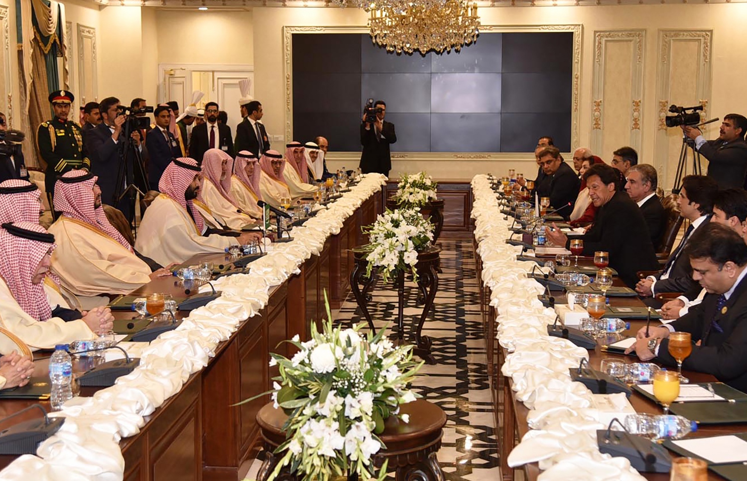 ޕާކިސްތާނާއި ސައުދީ އަރަބިއާގެ ރަސްމީ ވާހަކަތައް ކުރިއަށް ގެންދަނީ. --ފޮޓޯ:އޭއެފްޕީ