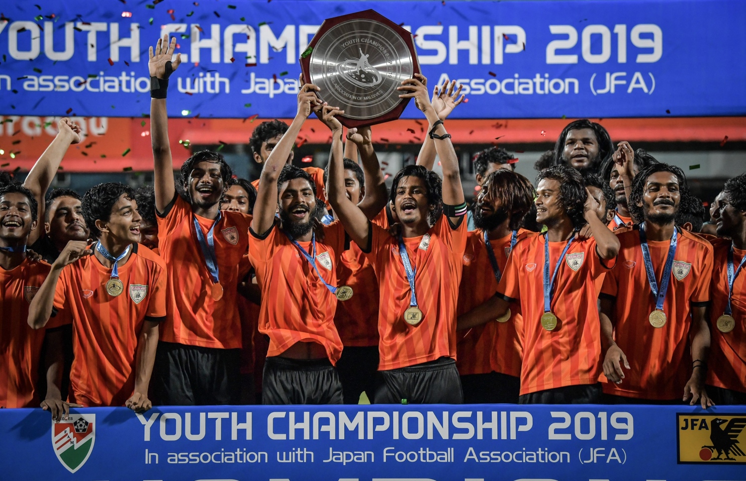 ޔޫތު ޗެމްޕިއަންޝިޕް ފުޓްބޯޅަ މުބާރާތުގެ ފައިނަލް މެޗު