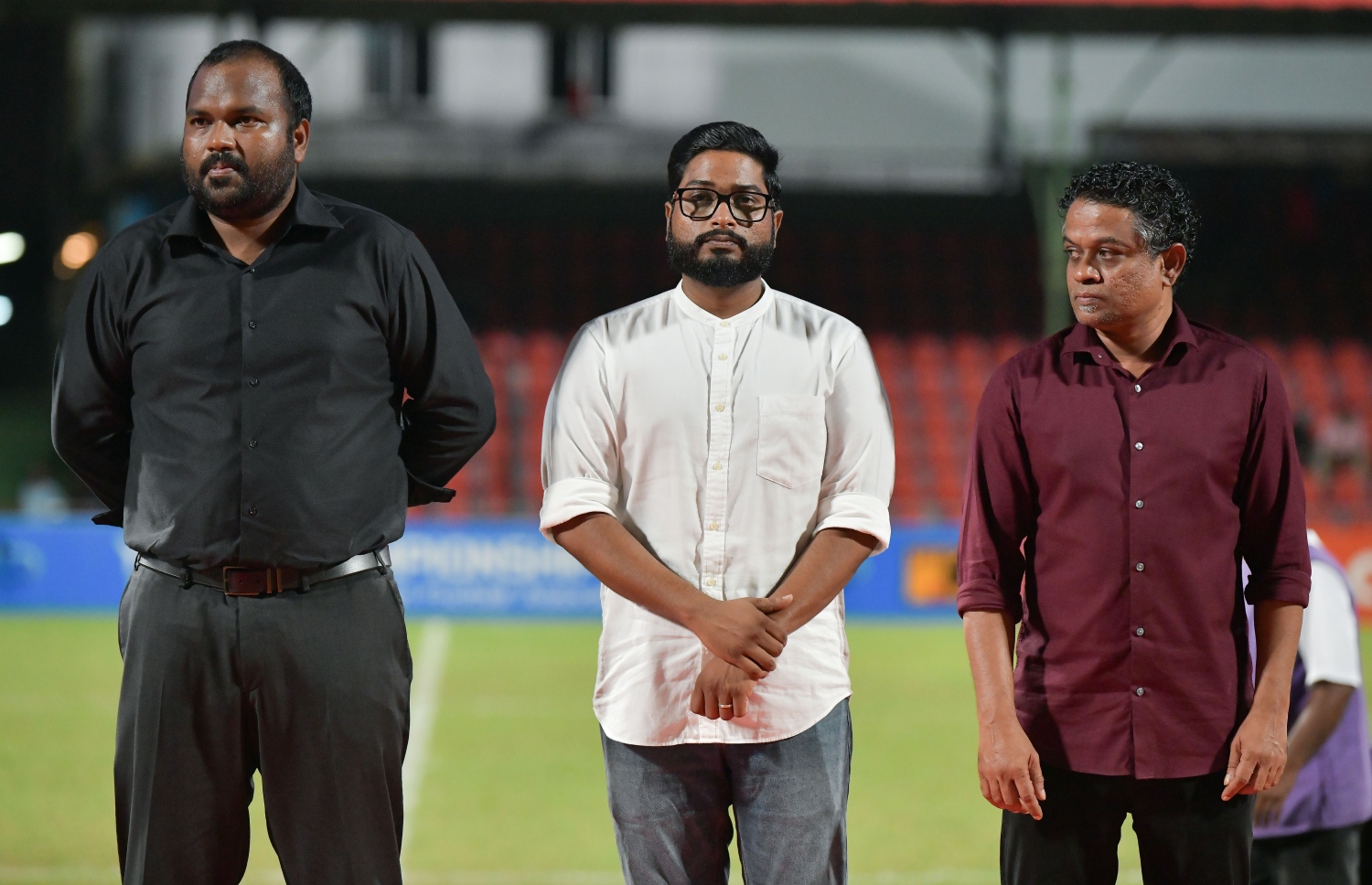 އެފްއޭއެމްގެ ރައީސް ބައްސާމް (މ) އާއި އެކްޓިން ޔޫތު މިނިސްޓަރު އަލީ ވަހީދު (ވ).-- ފޮޓޯ: ނިޝާން އަލީ/މިހާރު