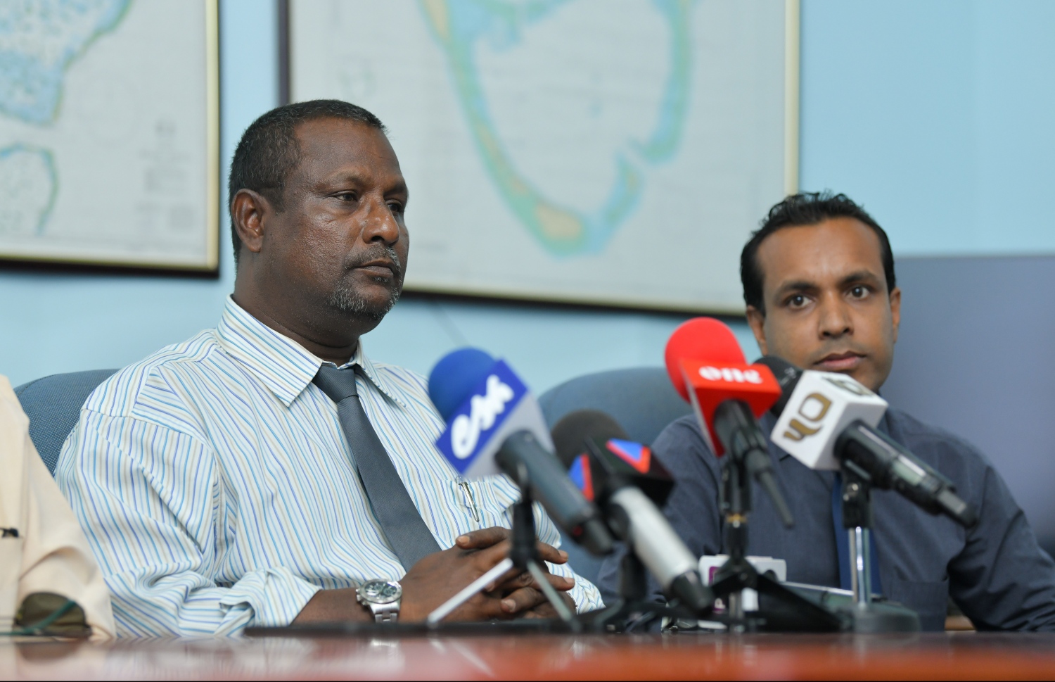 ޓްރާންސްޕޯޓު އޮތޯރިޓީގައި މިއަދު ބޭއްވި ނޫސްވެރިންގެ ބައްދަލުވުމުގައި، އެ އޮތޯރިޓީގެ ޑެޕިއުޓީ ޑިރެކްޓާ ޖެނެރަލް ރަފީއު ވާހަކަދައްކަވަނީ-- ފޮޓޯ: ހުސެއިން ވަހީދު/ މިހާރު