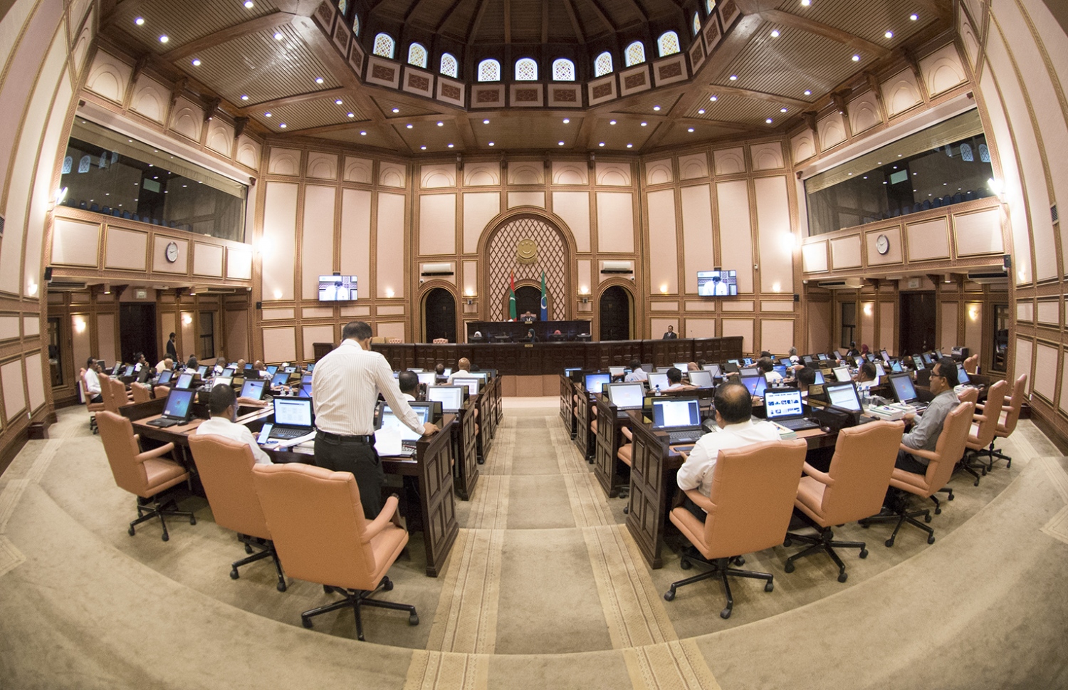 ރައްޔިތުންގެ މަޖިލިހުގެ ޖަލްސާއެއް ހިނގަމުން ދަނީ. --- ފޮޓޯ: މަޖިލިސް