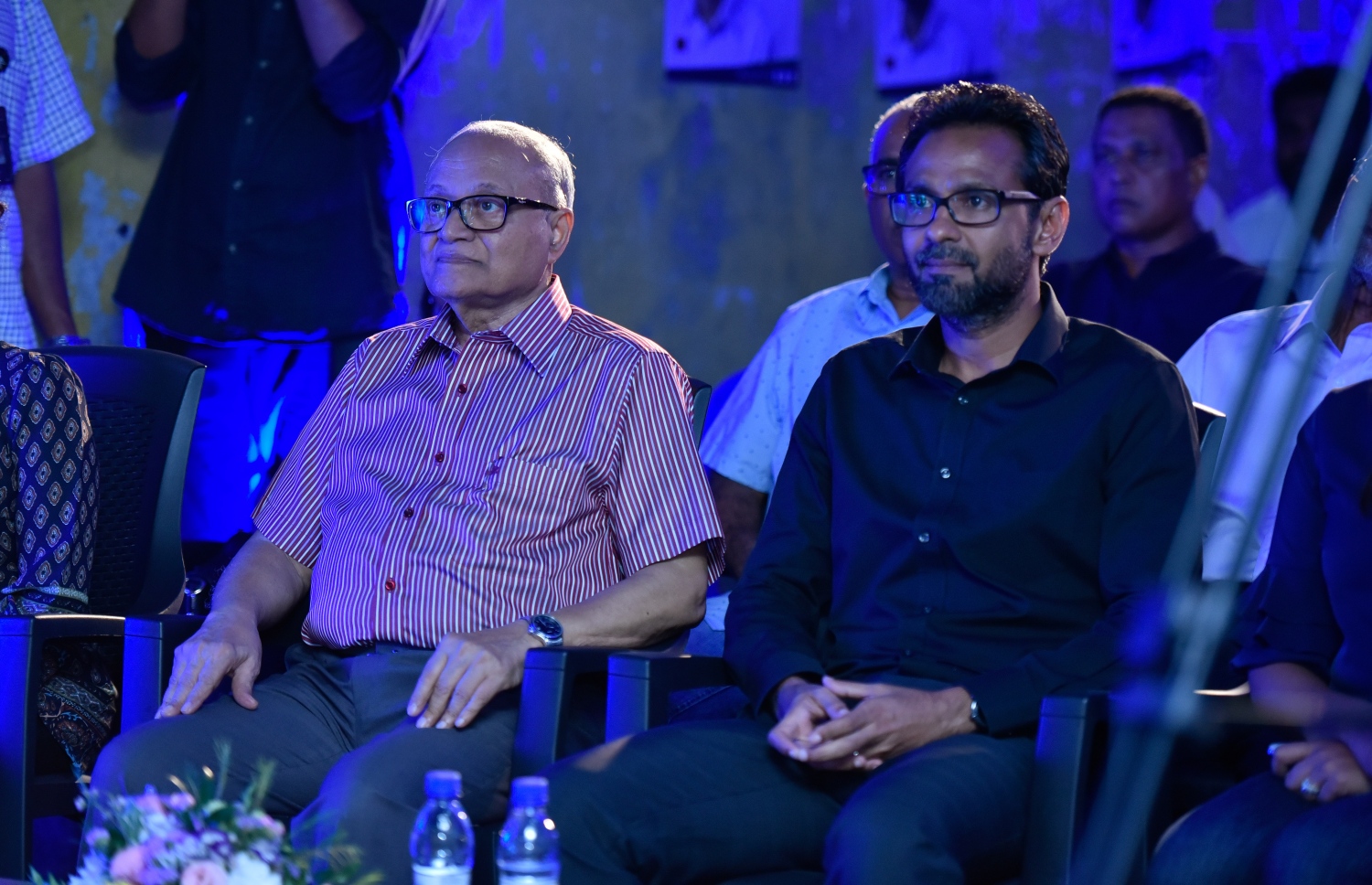 މައުމޫންގެ ތާއީދާއެކު ހެންވޭރު އުތުރު ދާއިރާއަށް ވާދަކުރައްވާ ޒިޔަތުގެ ޖަގަހަ ހުޅުވަން ބޭއްވި ރަސްމިއްޔާތުގައި މައުމޫން (ވ) އަދި ޒިޔަތު ބައިވެރިވެވަޑައިގަންނަވަނީ.--ފޮޓޯ: އަހުމަދު ނިޝާތު/ މިހާރު