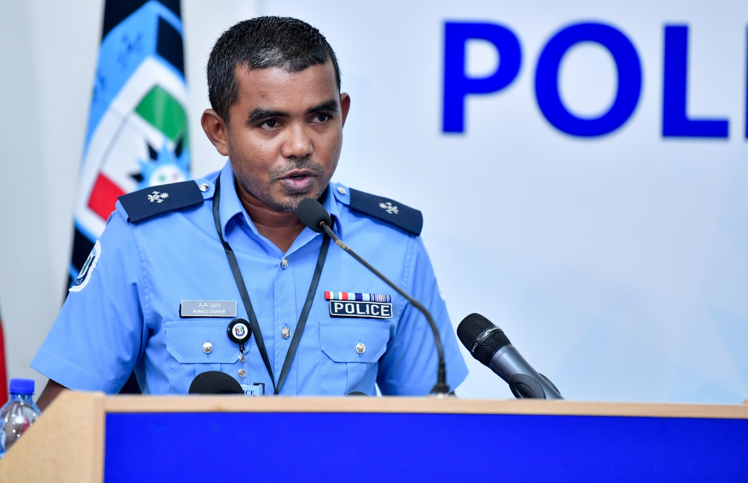 މާލެ: މާޗް 5، 2019- ފުލުހުންގެ މަސައްކަތްތައް އިސްލާހު ކުރުމަށްޓަކައި ބޭއްވި މަހާސިންތާ ފެށުމުގެ ރަސްމިއްޔާތުގައި ފުލުހުންގެ އިސް އޮފިސަރަކު ވާހަކަ ދައްކަވަނީ.---ފޮޓޯ: އަހުމަދު ނިޝާތު/މިހާރު