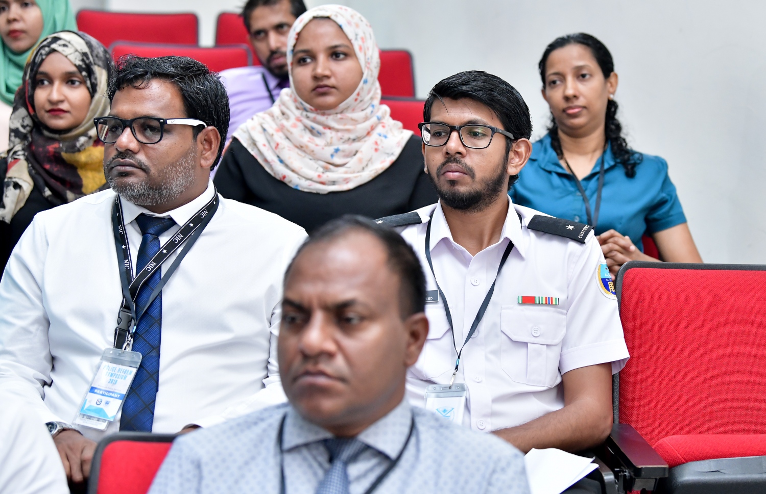 މާލެ: މާޗް 5، 2019- ފުލުހުންގެ މަސައްކަތްތައް އިސްލާހު ކުރުމަށްޓަކައި ބޭއްވި މަހާސިންތާ ފެށުމުގެ ރަސްމިއްޔާތުގެ ތެރެއިން.---ފޮޓޯ: އަހުމަދު ނިޝާތު/މިހާރު