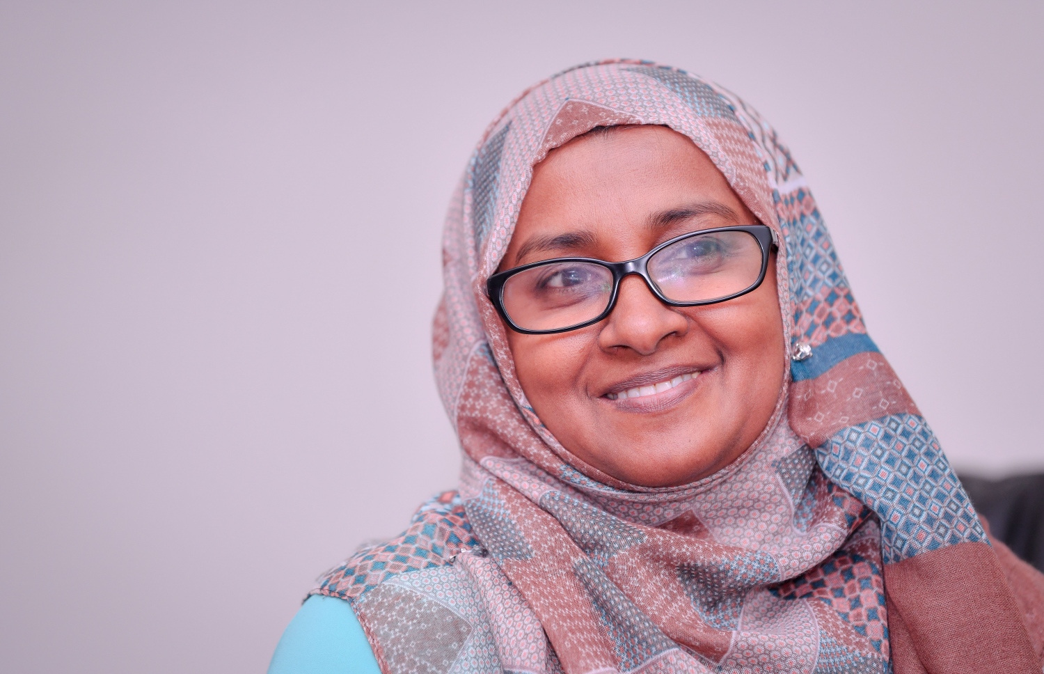 އާސަންދަ ކުންފުނީގެ އާ މެނޭޖިން ޑިރެކްޓަރު މަރިޔަމް ޝަފީގު: އޭނާ އަކީ ރާއްޖޭގެ އެންމެ ފުރަތަމަ ހެލްތު އިކޮނޮމިސްޓް.-- ފޮޓޯ: ނިޝާން އަލީ/ މިހާރު