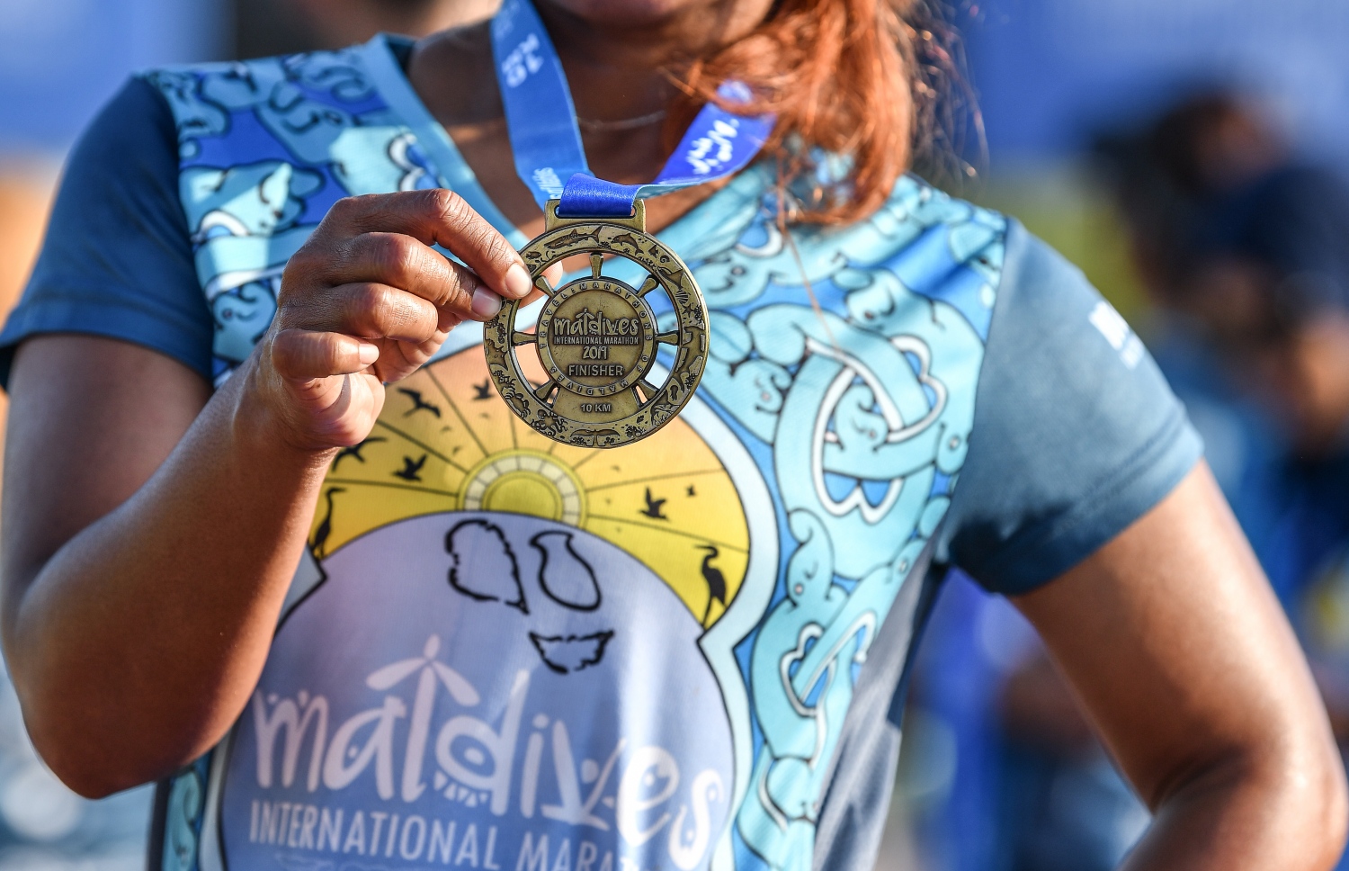 ހުޅުމާލެ (މާޗް 8) – މޯލްޑިވްސް އިންޓަނޭޝަނަލް މެރެތަންގެ ފުލް މެރެތަން، ހާފް މެރެތަން އަދި 10 ކިލޯމީޓަރުގެ ރޭސްތައް: މި އިވެންޓުގެ ފުލް މެރެތަންގައި އިންޑިއާގެ މަޝްހޫރު ފިލްމީ ތަރި އަދި ފިޓްނަސް އެމްބެސެޑަރު މިލިންދު ސޯމަން ވަނީ ދުވެފައި. –ފޮޓޯ: ނިޝާން އަލީ/ މިހާރު