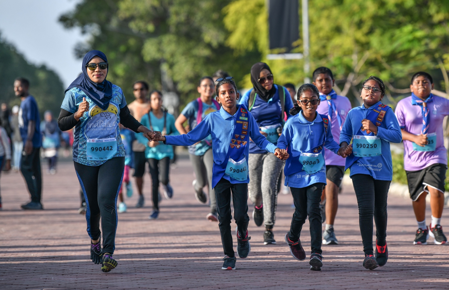 މާލެ- 9 މާޗް 2019 : ފުރަތަމަ ފަހަރަށް ބޭއްވި މޯލްޑިވްސް އިންޓަނޭޝަނަލް މެރެތަން ނިންމާލުމަށް ބޭއްވި ކިޑްސް މައިލްސްގައި ކުޑަކުދިން އިއްޔެ ހަވީރު ދުވަނީ --. ފޮޓޯ: ނިޝާން އަލީ/ މިހާރު