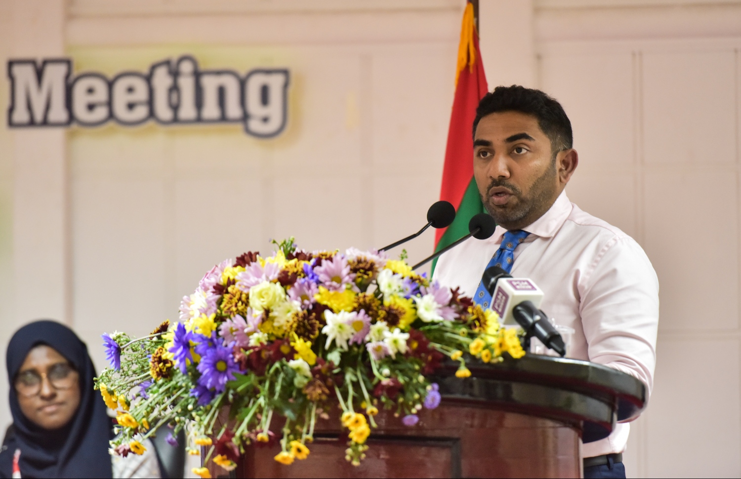 މޯލްޑިވްސް ފޮރެންސިކްސް ސްޓޭކްހޯލްޑާ މީޓިންގެ ނިންމުމުގެ ރަސްމިއްޔާތުގައި ހެލްތު މިނިސްޓަރު އަބްދުﷲ އަމީން ވާހަކަދައްކަވަނީ -- ފޮޓޯ: ހުސެން ވަހީދު/މިހާރު