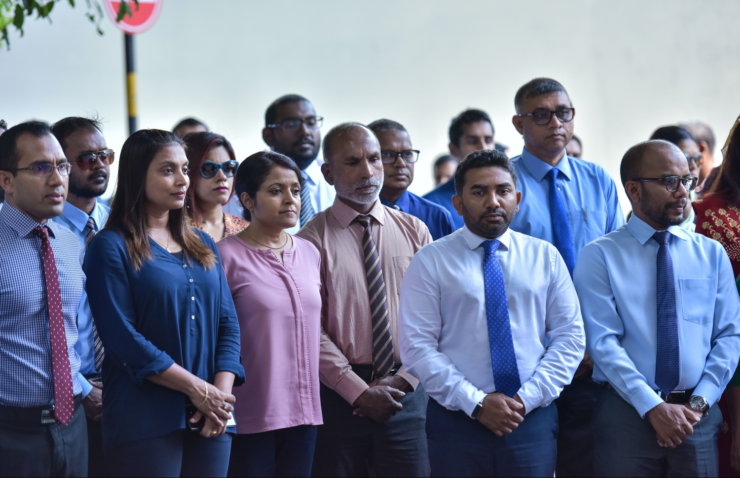 މާލެ: މާޗް 18، 2019- އެސްއެމްއީ ޑިވެލޮޕްމެންޓް ފައިނޭންސް ކޯޕަރޭޝަން (އެސްޑީއެފްސީ) އިފްތިތާހުކުރުގެ ރަސްމިއްޔާތުގައި ބައެއް މިނިސްޓަރުން ބައިވެރިވެވަޑައިގަންނަވަނީ.---ފޮޓޯ: ހުސައިން ވަހީދު/މިހާރު