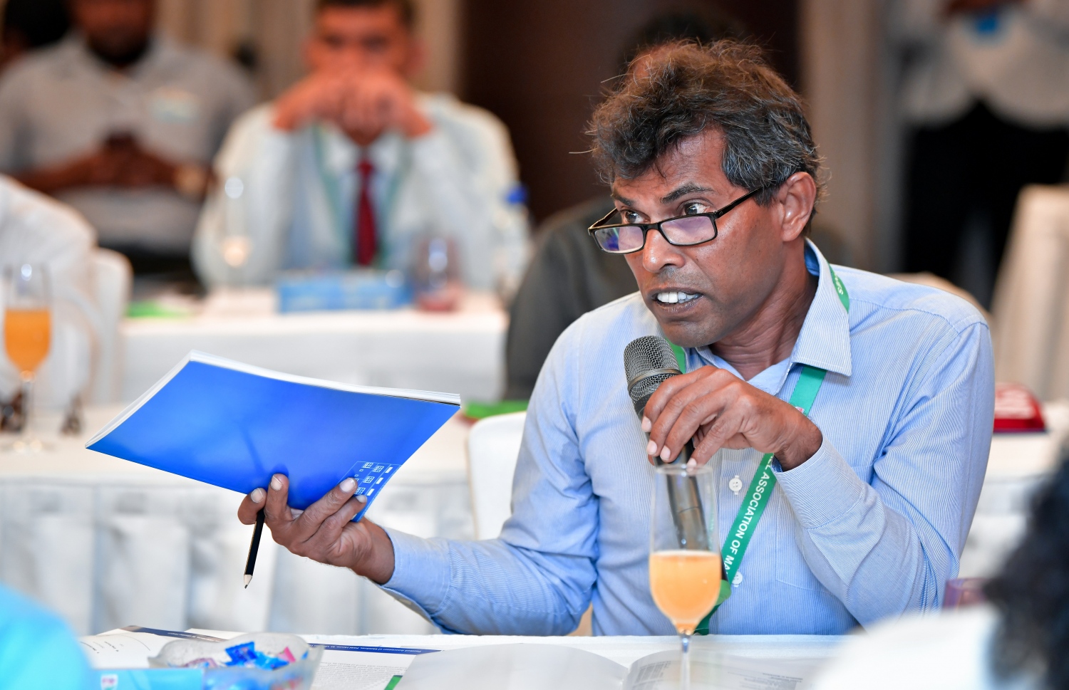 ވިކްޓްރީގެ ޗެއާމަން އިބްރާހިމް ނާޝިދު: ނިއުގެ ދިފާއުގައި މަސައްކަތްކުރެއްވި. --ފޮޓޯ: ނިޝާން އަލީ/ މިހާރު