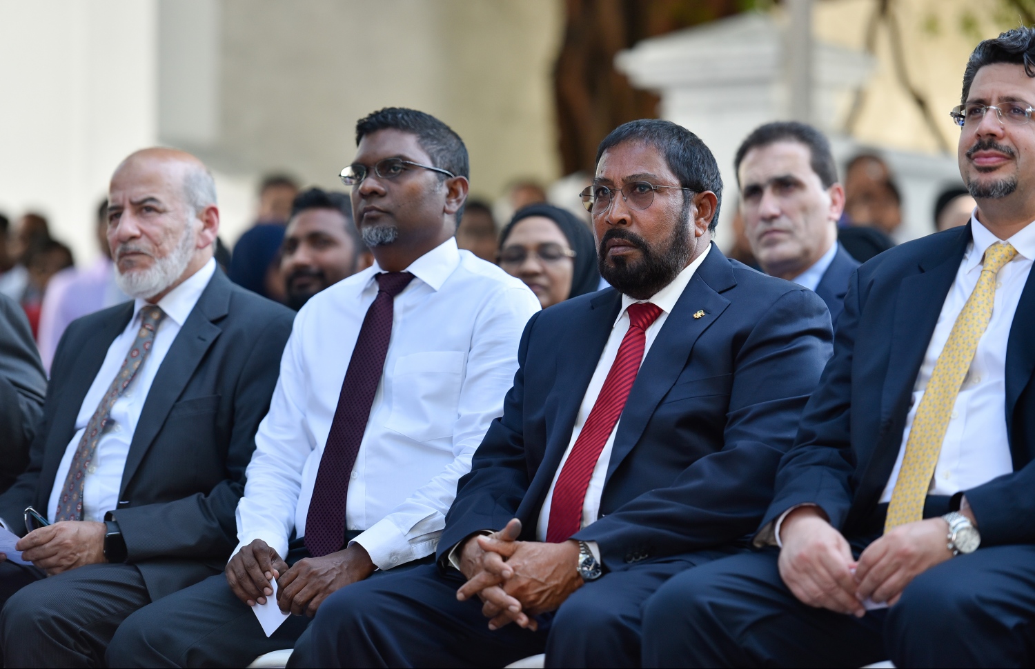 މާލެ: މާޗް 27، 2019- މޯލްޑިވްސް އިސްލާމިކް ބޭންކުގެ އާ ހެޑް އޮފީސް ހުޅުވުމުގެ ހަފްލާގައި ރައްޔިތުންގެ މަޖިލީހުގެ ރައީސް ގާސިމް އިބްރާހިމް އަދި ގަވަރުނަރު އަހުމަދު ނަސީރު ބައިވެރިވެވަޑައިގަންނަވަނީ.---ފޮޓޯ: ހުސައިން ވަހީދު/މިހާރު