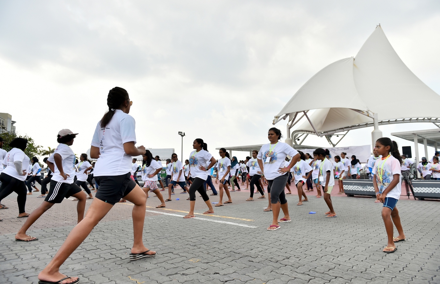 މާލެ: މާޗް 30، 2019: ބައިނަލްއަގުވާމީ އަންހެނުންގެ ދުވަސް ފާހަގަ ކުރަން މޯލްޑިވްސް ލައިފްގާޑް އެސޯސިއޭޝަނުން އިންތިޒާމްކުރި "ބްރޭކް ދަ ބެރިއާ" ފެތުމުގެ ހަފުލާ.-- ފޮޓޯ: ރައީސް އޮފީސް