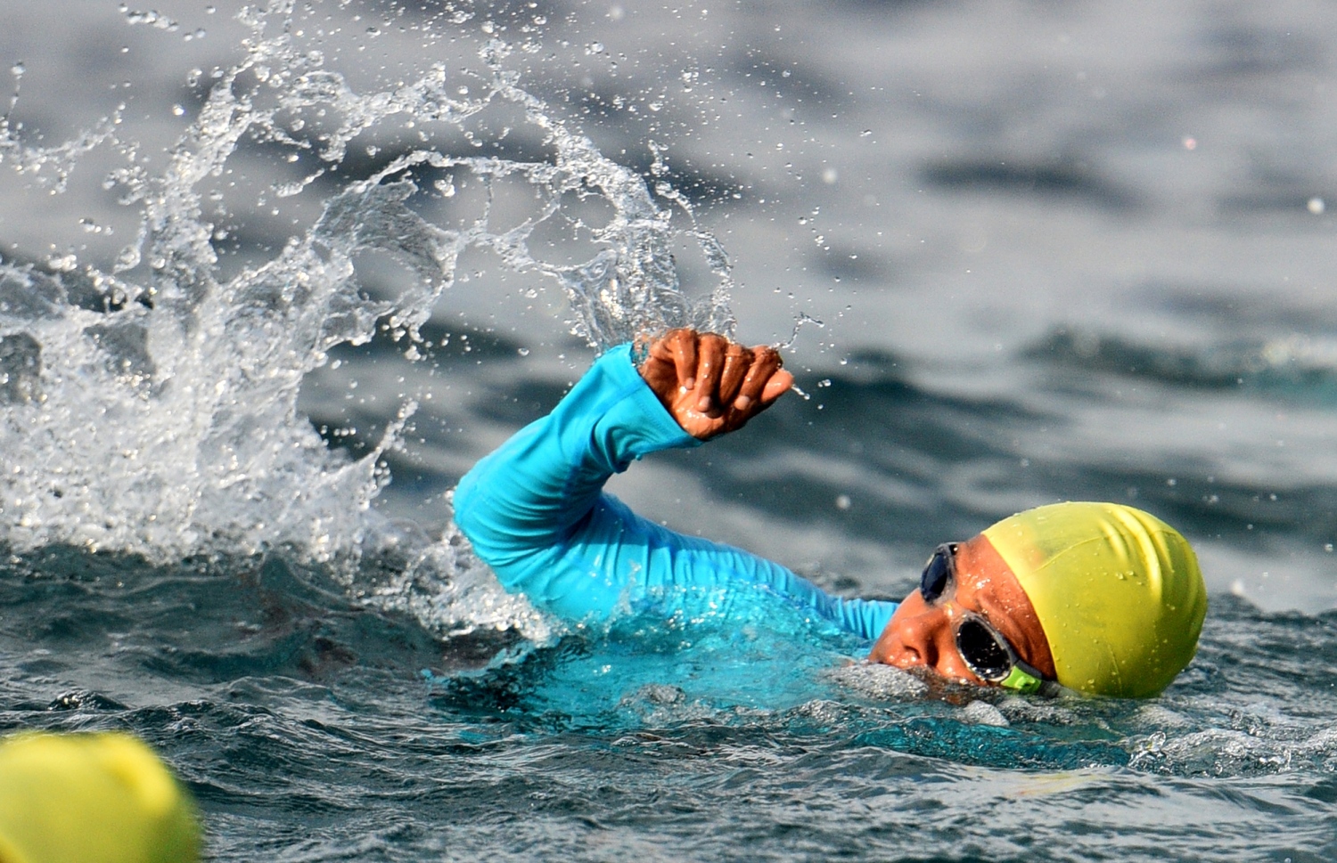 މާލެ: މާޗް 30، 2019: ބައިނަލްއަގުވާމީ އަންހެނުންގެ ދުވަސް ފާހަގަ ކުރަން މޯލްޑިވްސް ލައިފްގާޑް އެސޯސިއޭޝަނުން އިންތިޒާމްކުރި "ބްރޭކް ދަ ބެރިއާ" ފެތުމުގައި ފަސްޓް ލޭޑީ ފަޒްނާ އަހުމަދު ފައްތަވަނީ.-- ފޮޓޯ: ރައީސް އޮފީސް