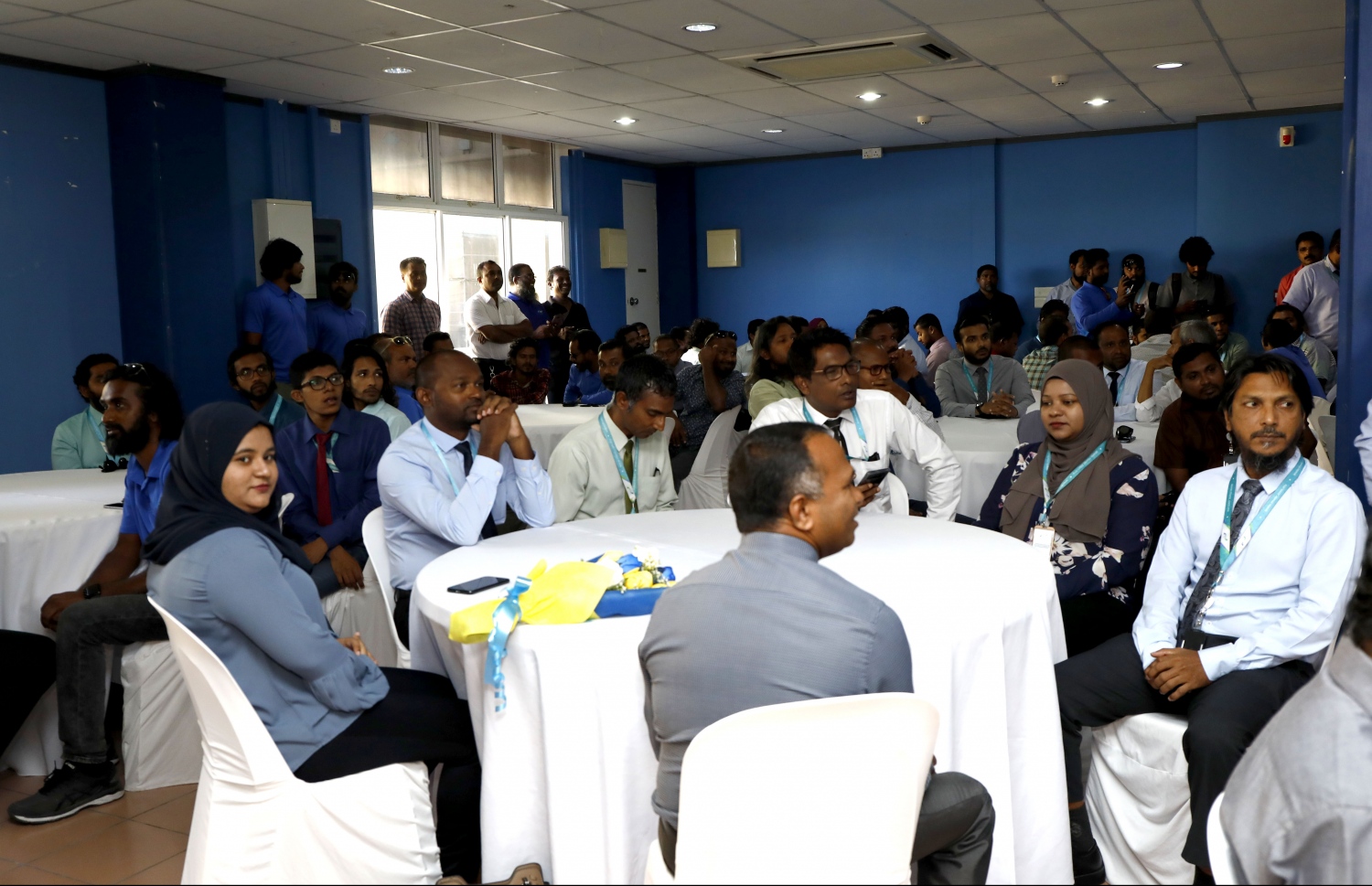 މާލެ: އޭޕްރިލް 1، 2019: އެމްޑަބްލިއުއެސްސީގެ 24 ވަނަ އަހަރީ ދުވަސް ފާހަގަކުރުމުގެ ރަސްމިއްޔާތުގައި އެތަނުގެ ބައެއް މުވައްޒަފުން ބައިވެރިވަނީ.-- ފޮޓޯ: ހުސެން ވަހީދު /މިހާރު