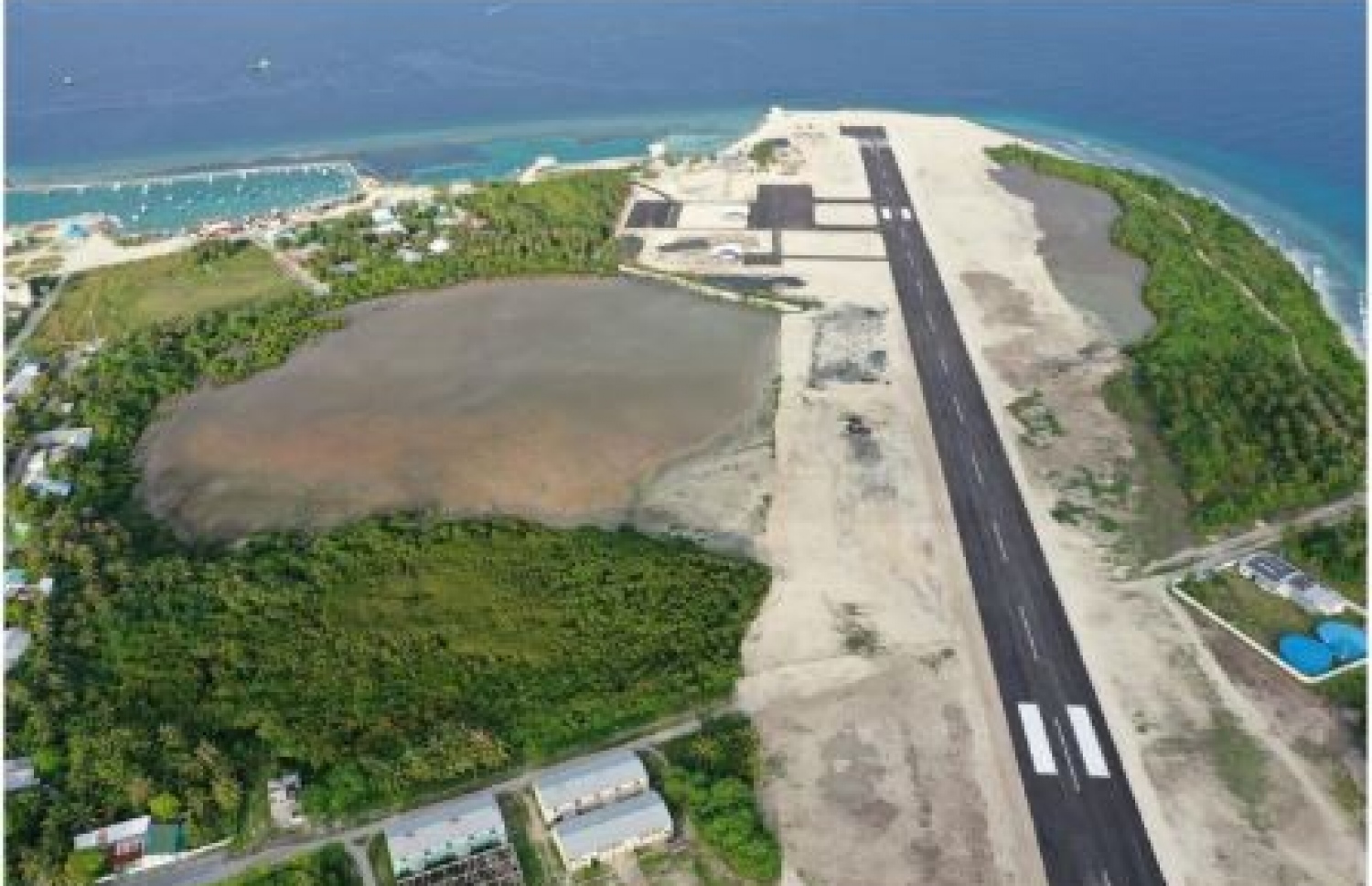 ކުޅުދުއްފުށީ ކުޅީގެ ބައެއް ހިއްކައިގެން އެއާޕޯޓް އަޅާފައި