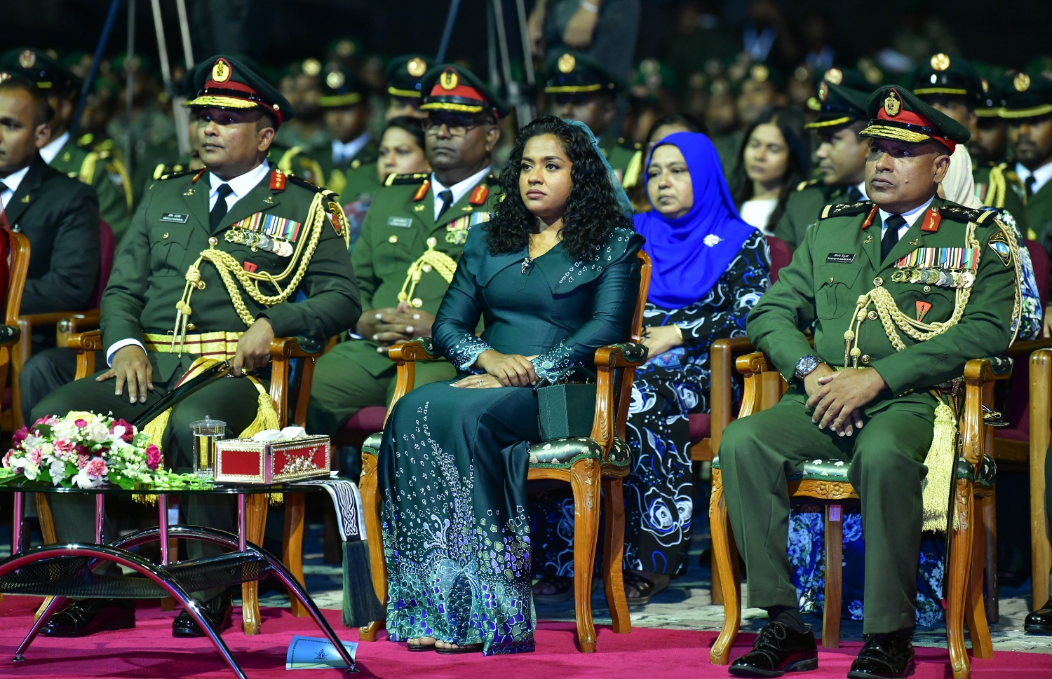 މާލެ: އޭޕްރިލް 23، 2019: ސިފައިންގެ 127 ވަނަ އަހަރީ ދުވަހުގެ މުނާސަބަތުގައި ބޭއްވި ރަސްމިއްޔާތުގައި ސިފައިންގެ ބައެއް އިސްވެރިން ބައިވެރިވެ ވަޑައިގަންނަވަނީ.-- ފޮޓޯތައް: ނިޝާން އަލީ /މިހާރު