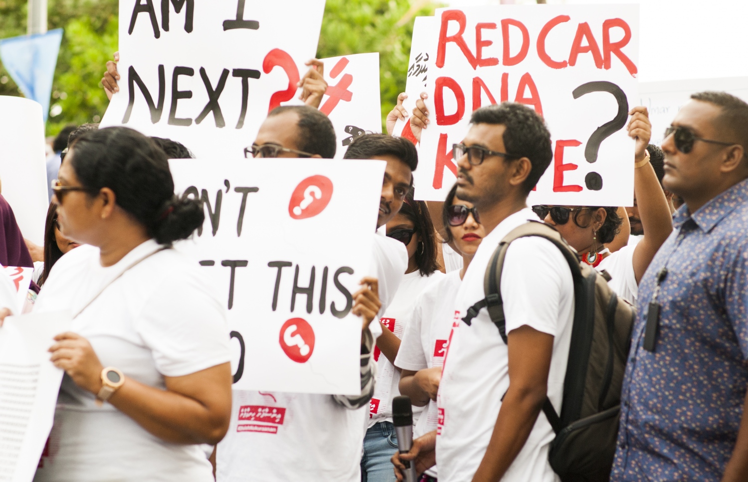 ޔާމީން ރަޝީދަށް އިންސާފު ހޯދައިދިނުމަށް އެދި މީގެ ކުރިން ބޭއްވި އެއްވުމުގައި ބަޔަކު އަޑުއުފުލަނީ.-- ފޮޓޯ: ދި އެޑިޝަން