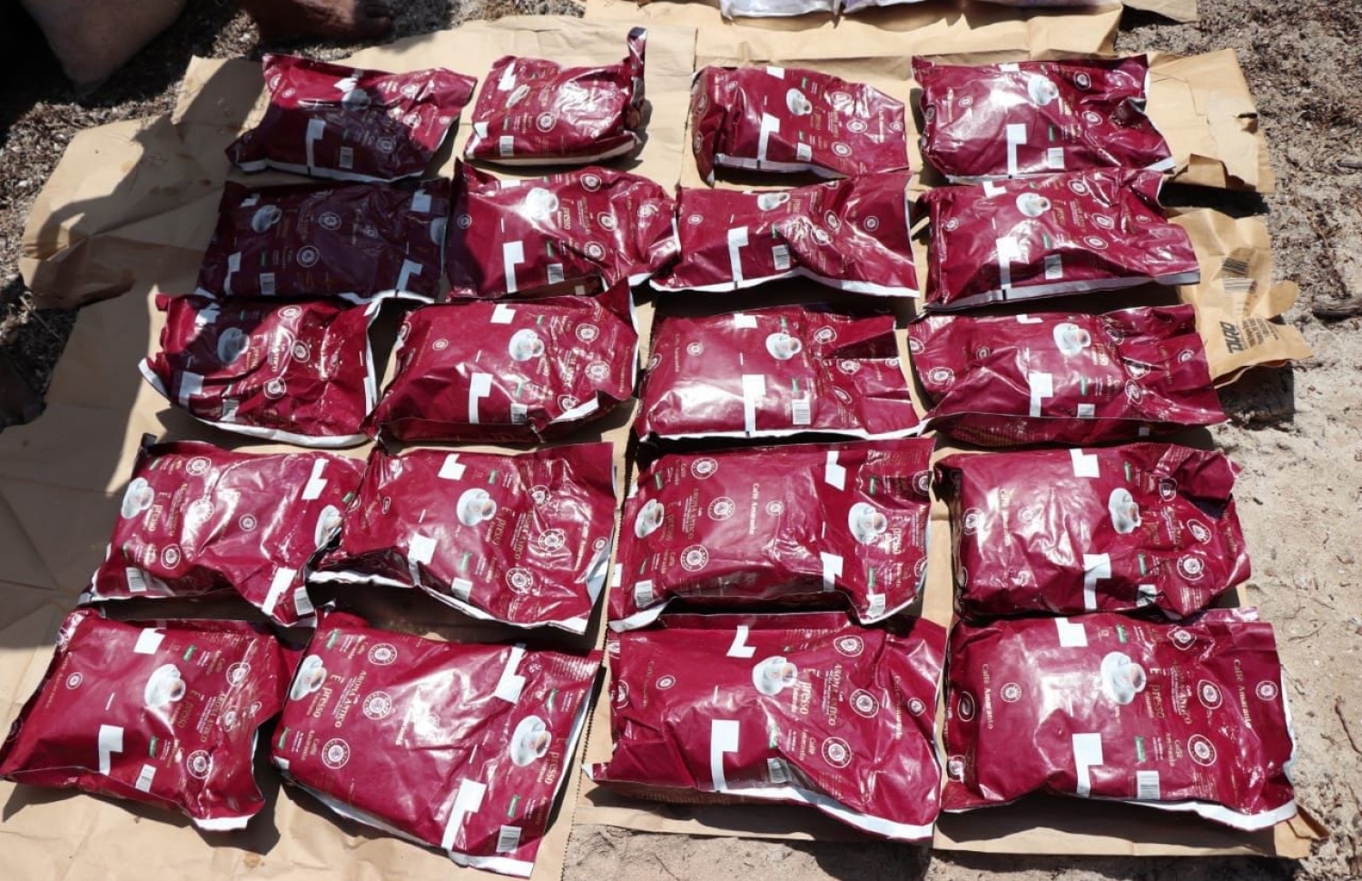 ހުޅުވާރުލުން އަތުލައިގަތް މަސްތުވާތަކެތި --- ފޮޓޯ/ޕޮލިސް