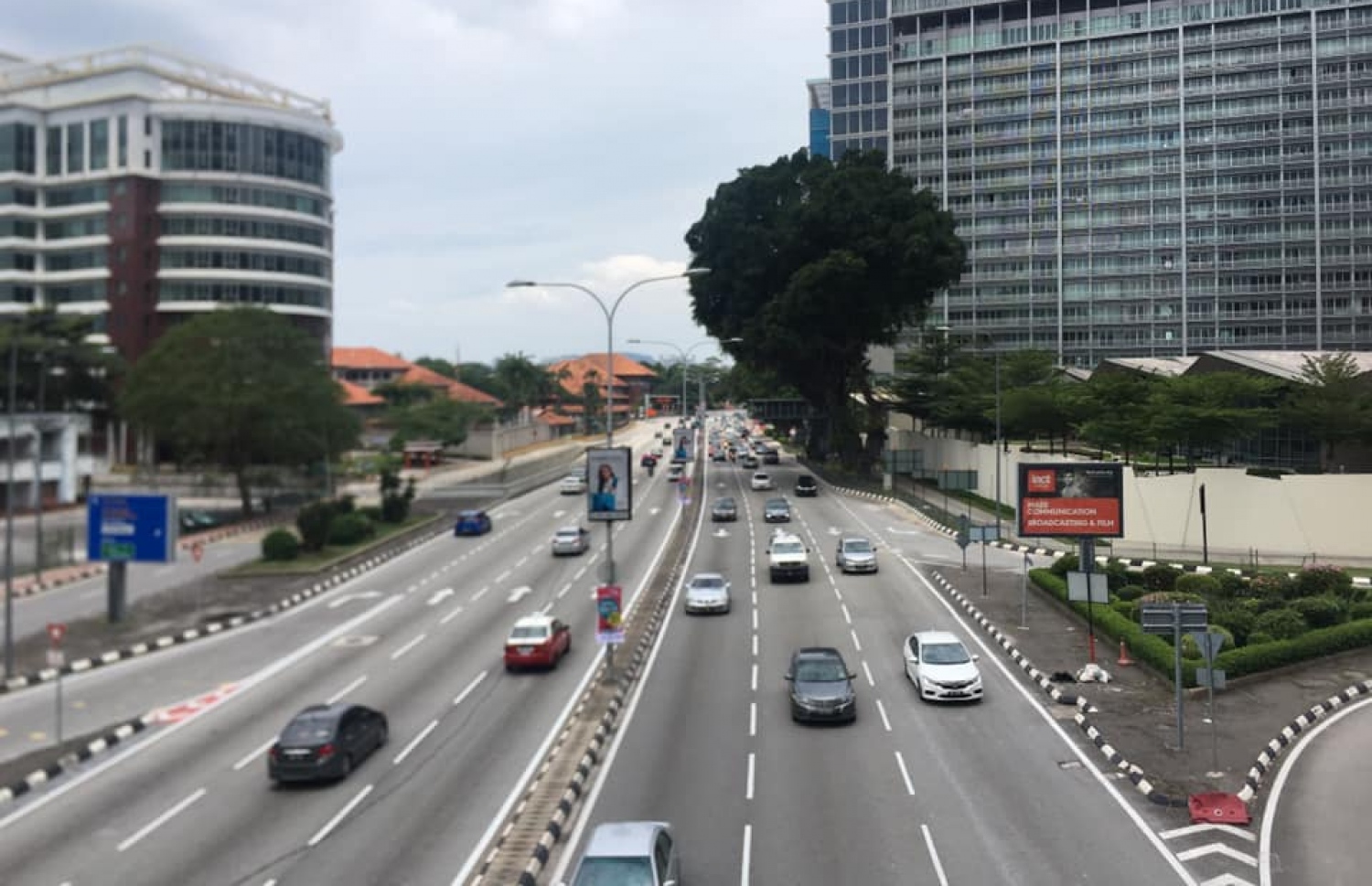 މެލޭޝިއާގެ ވެރިރަށް ކުއަލަ ލަންޕޫރު. --- ފޮޓޯ: މުހައްމަދު ޔާމީން/ މިހާރު