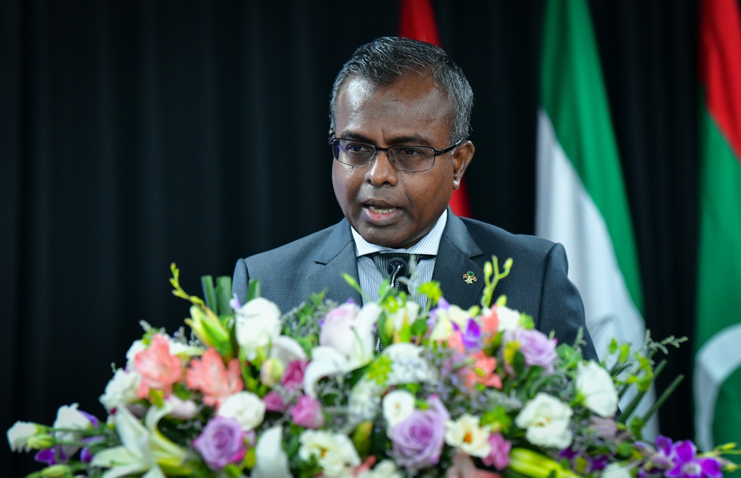 އުއްތަމަ ފަނޑިޔާރު ޑރ. އަހުމަދު އަބްދުﷲ ދީދީ ރޭ ވާހަކަފުޅު ދައްކަވަނީ.--- ފޮޓޯ: ނިޝާން އަލީ/ މިހާރު