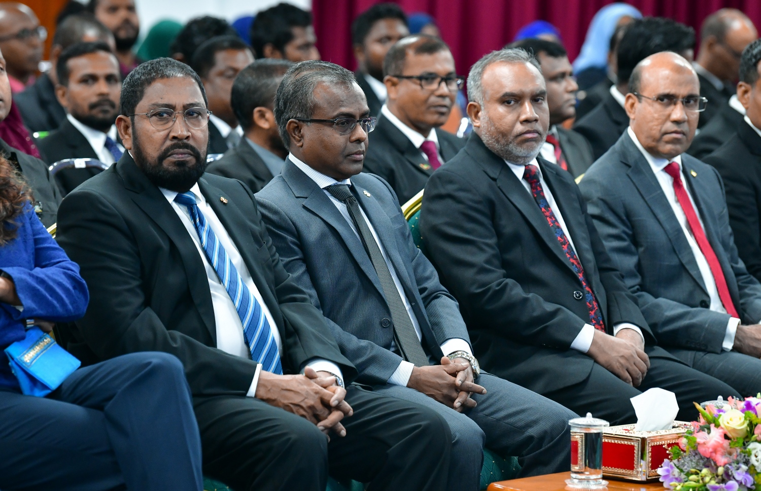 މާލެ: މޭ 1، 2019: ޝަރުއީ ދާއިރާ ތަރައްގީކޮށް، އިސްލާހު ކުރާނެ މަގުޗާޓު ނެރުމަށް އިސްލާމީ މަރުކަޒުގައި ބޭއްވި ރަސްމިއްޔާތެއްގައި ގިނަ ފަނޑިޔާރުންނާއި ދައުލަތުގެ ބައެއް އިސްވެރިން ބައިވެރިވެ ވަޑައިގަންނަވަނީ.-- ފޮޓޯ: ނިޝާން އަލީ /މިހާރު